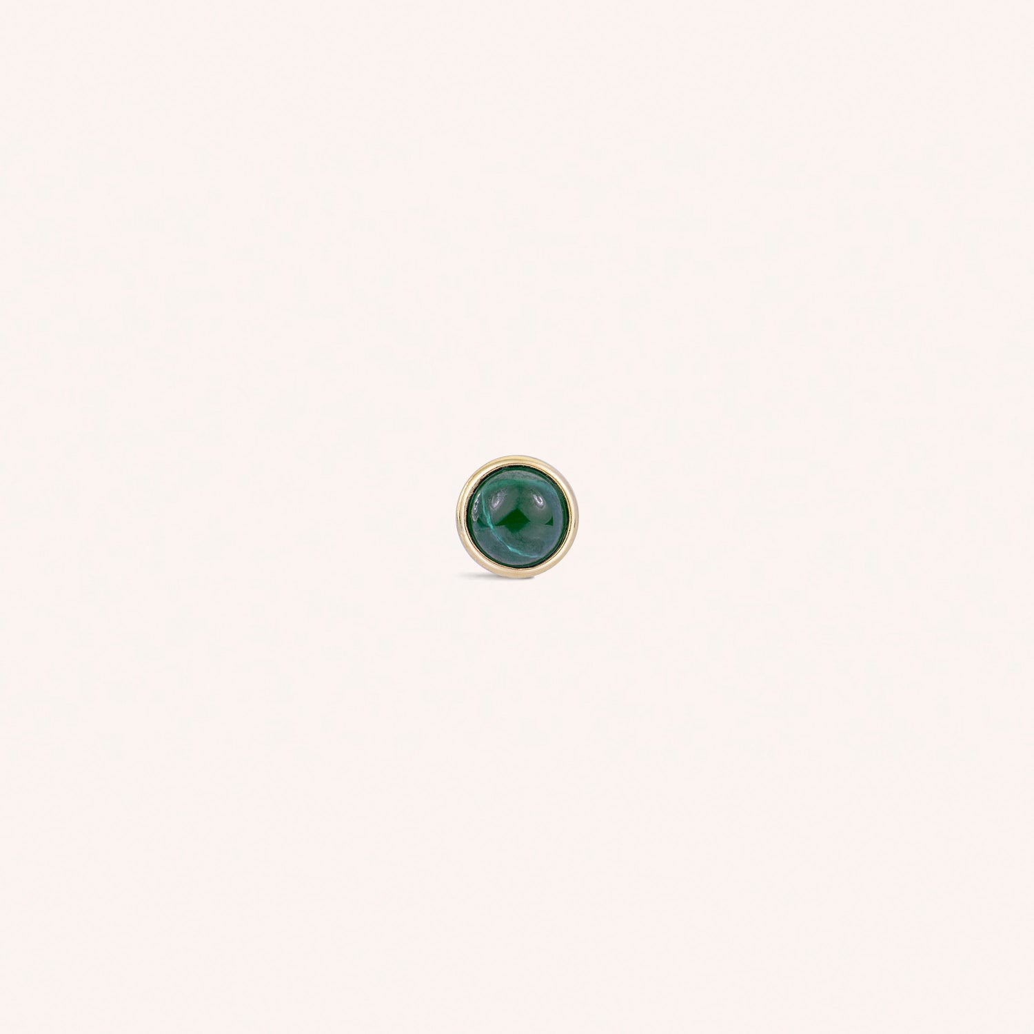 Color:Yellow Gold
Option:Single
Option:Pair