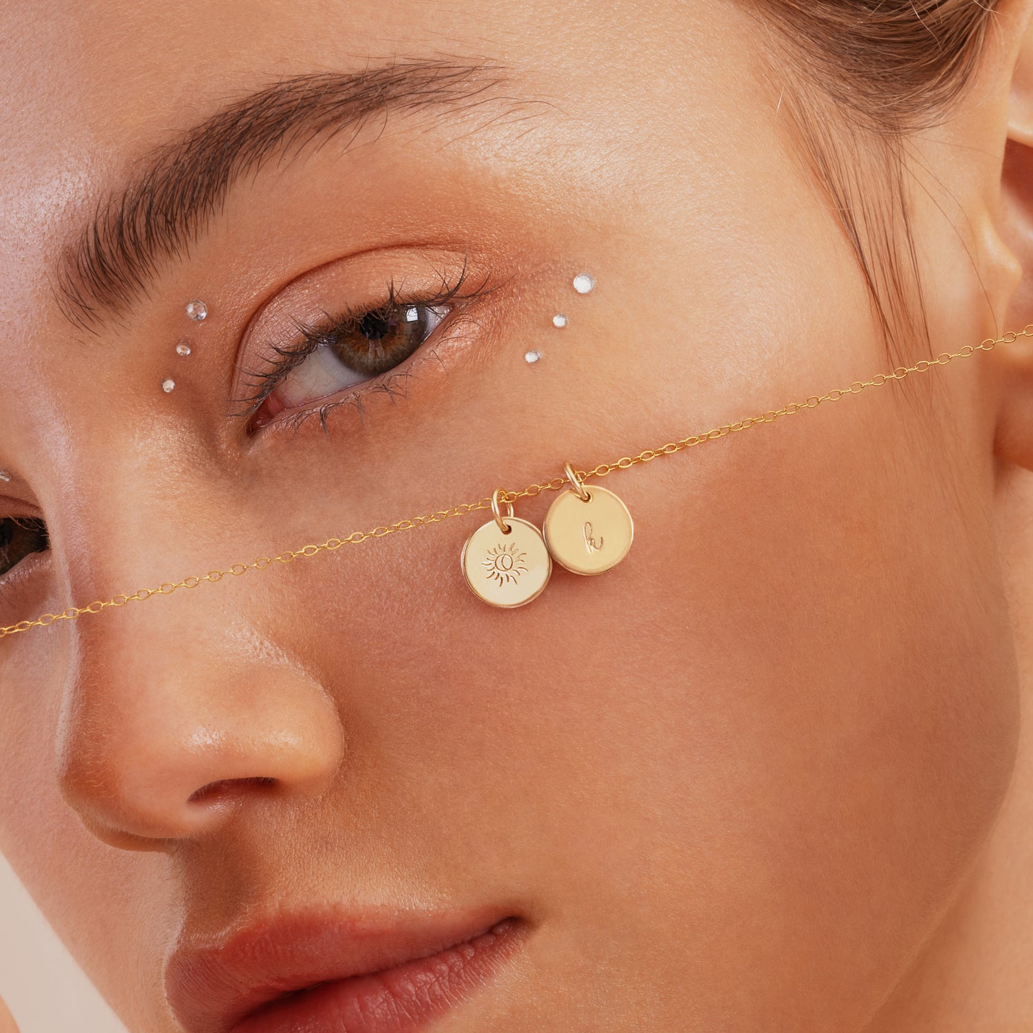 تارو المخصصة الفضة القلادة الأولية