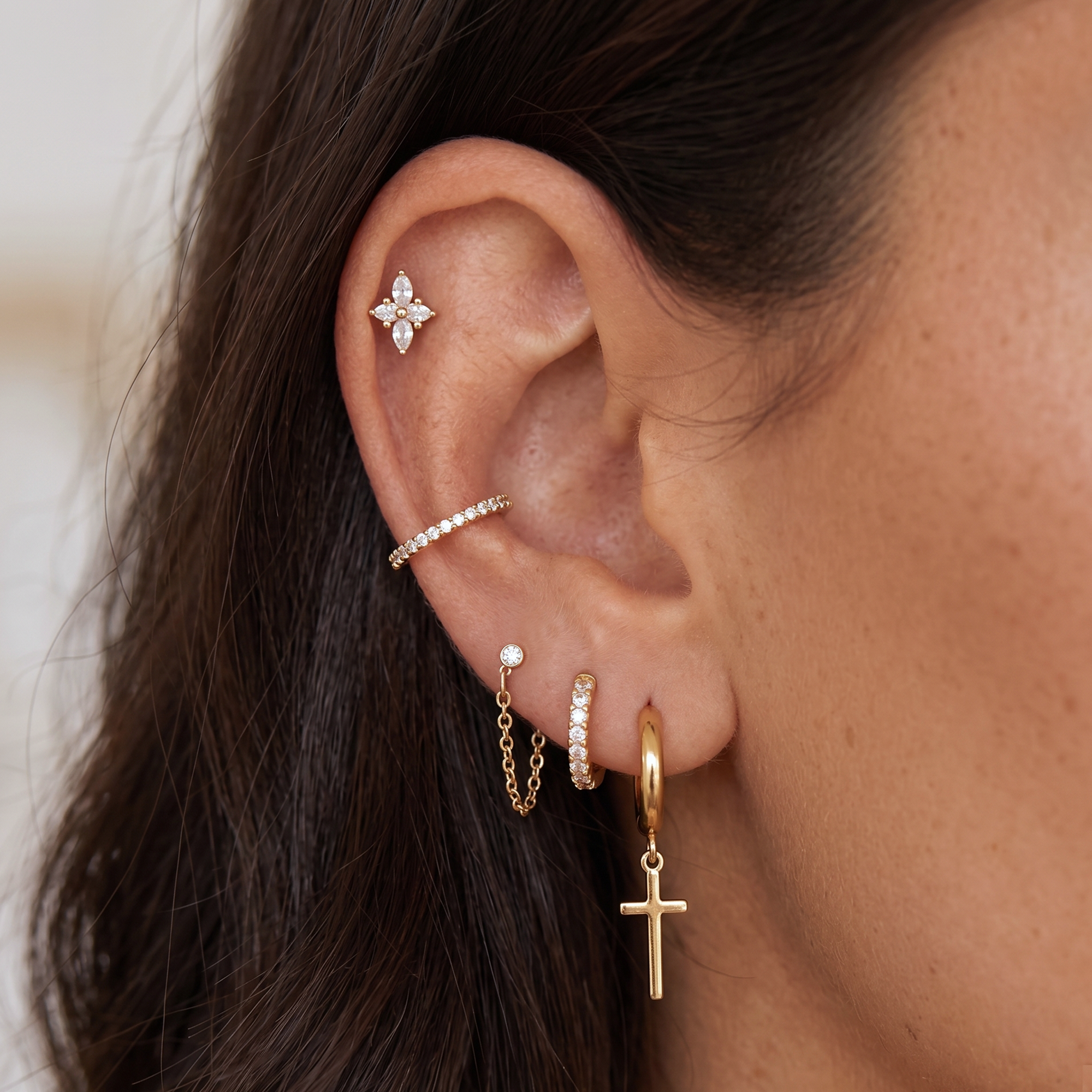 Anting Rantai Berkilau