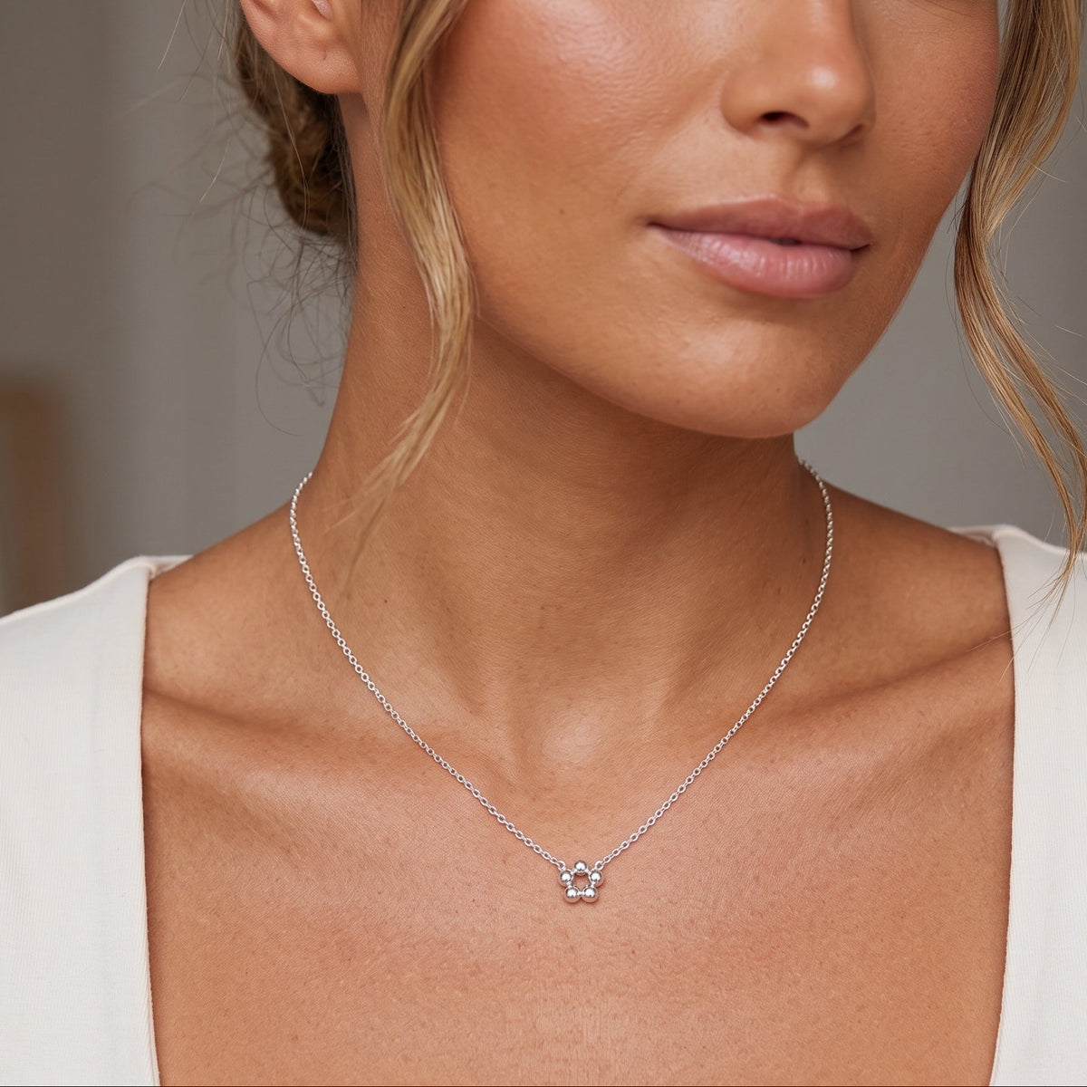 Color:Silver