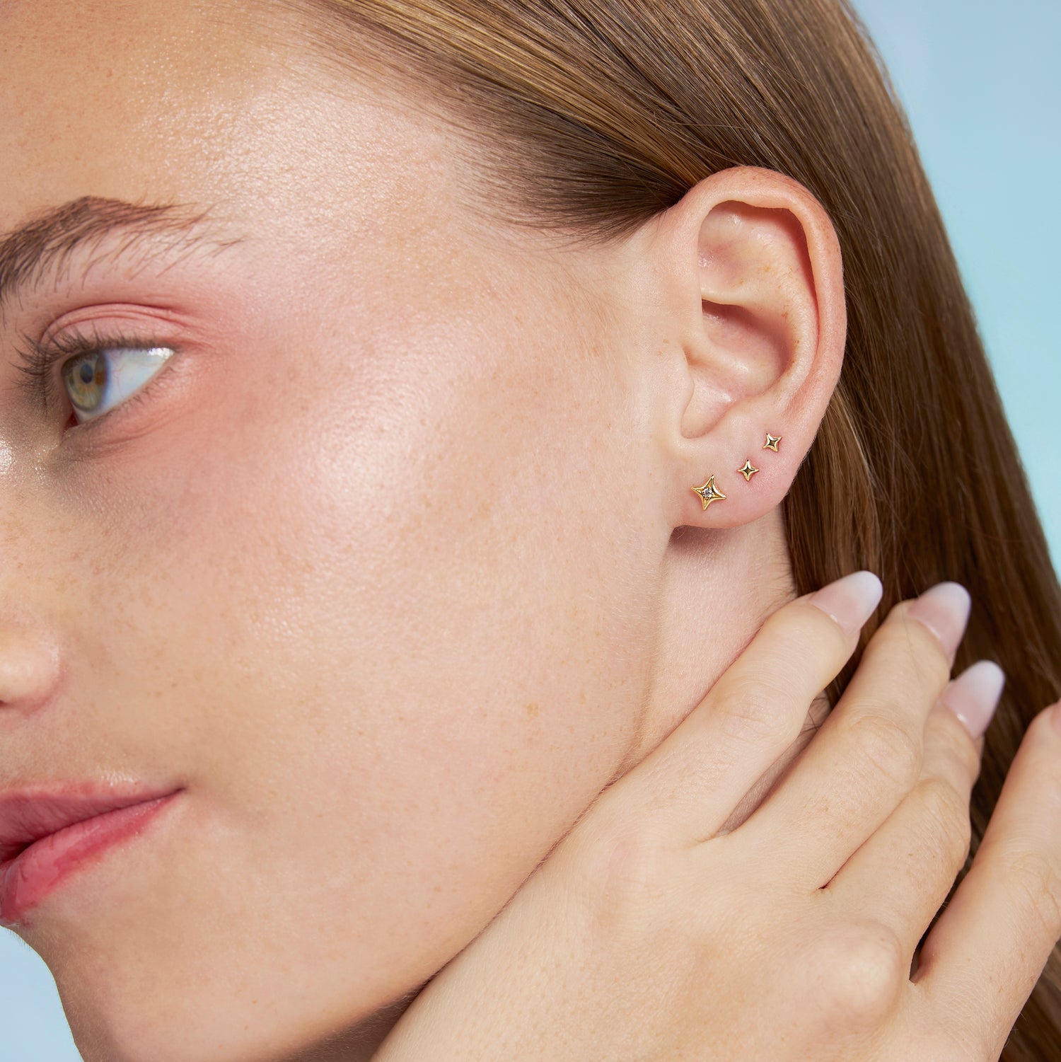 Color:Yellow Gold
Option:Single
Option:Pair