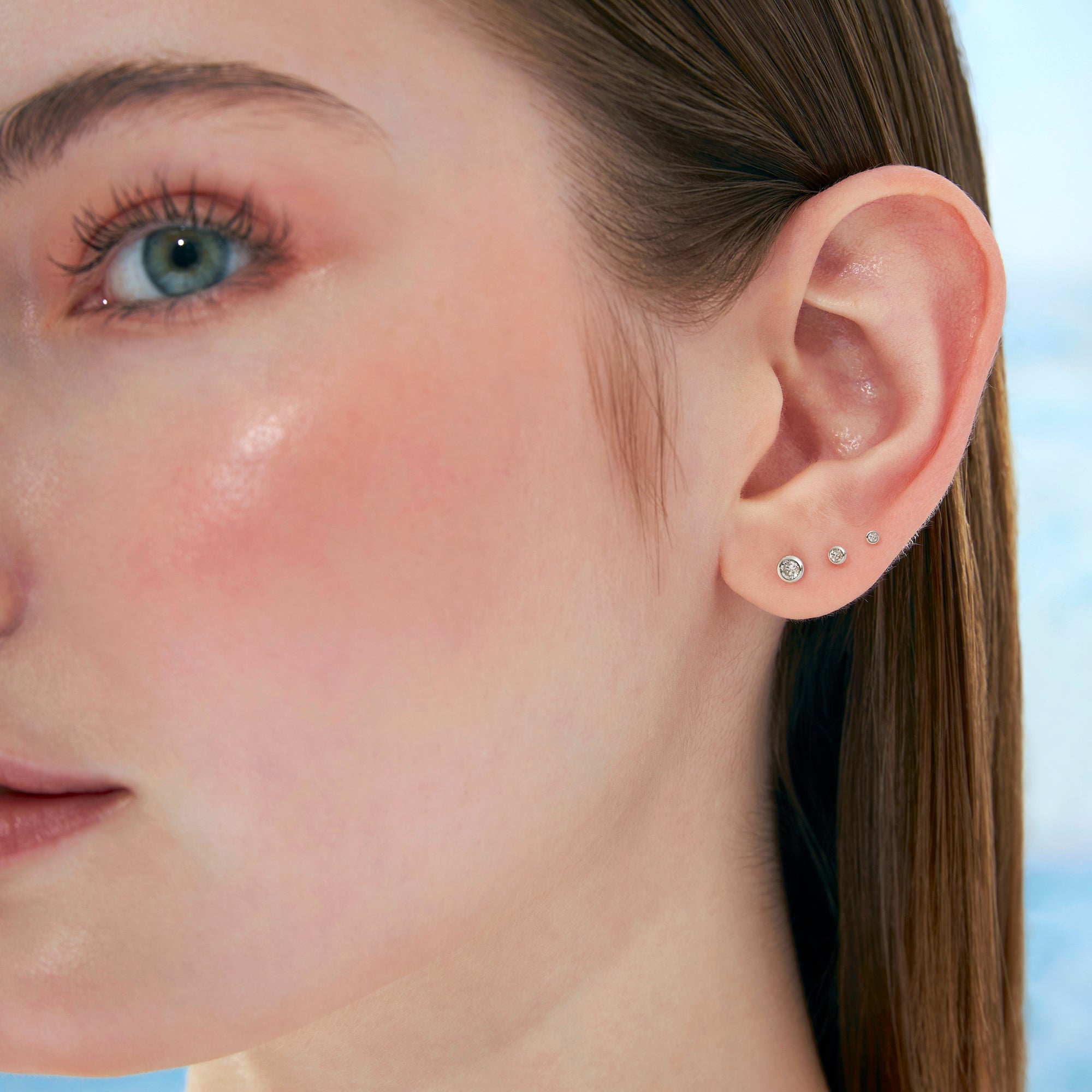 Color:White Gold
Option:Single
Option:Pair