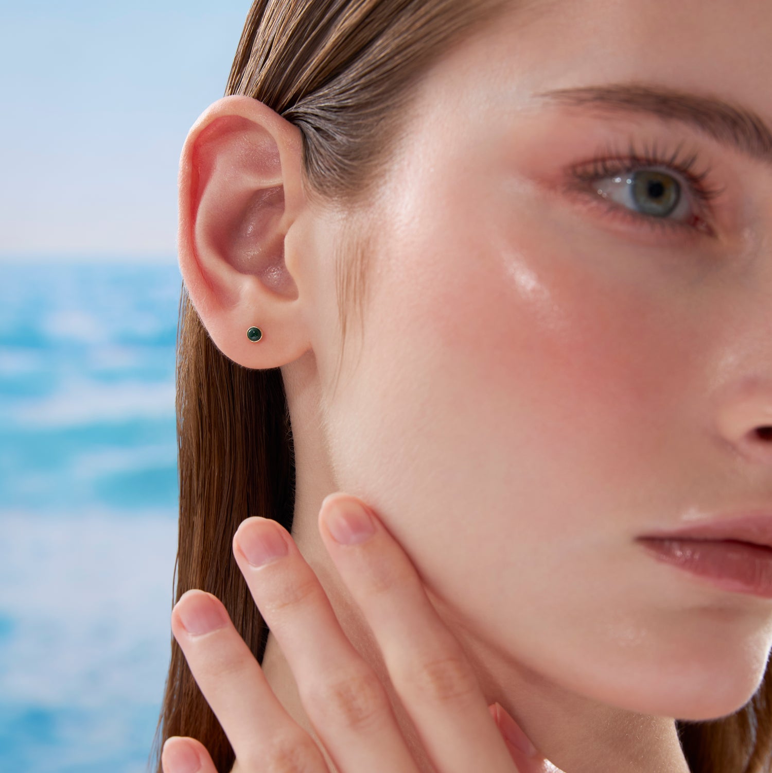 Color:Yellow Gold
Option:Single
Option:Pair