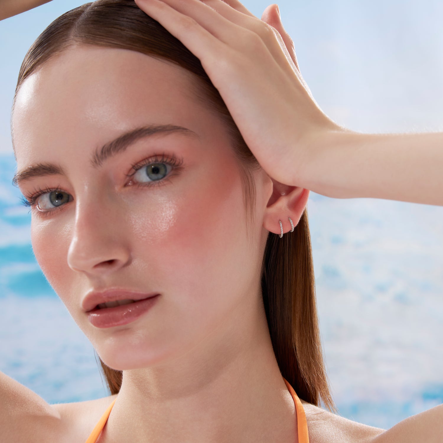 Color:White Gold
Option:Single
Option:Pair