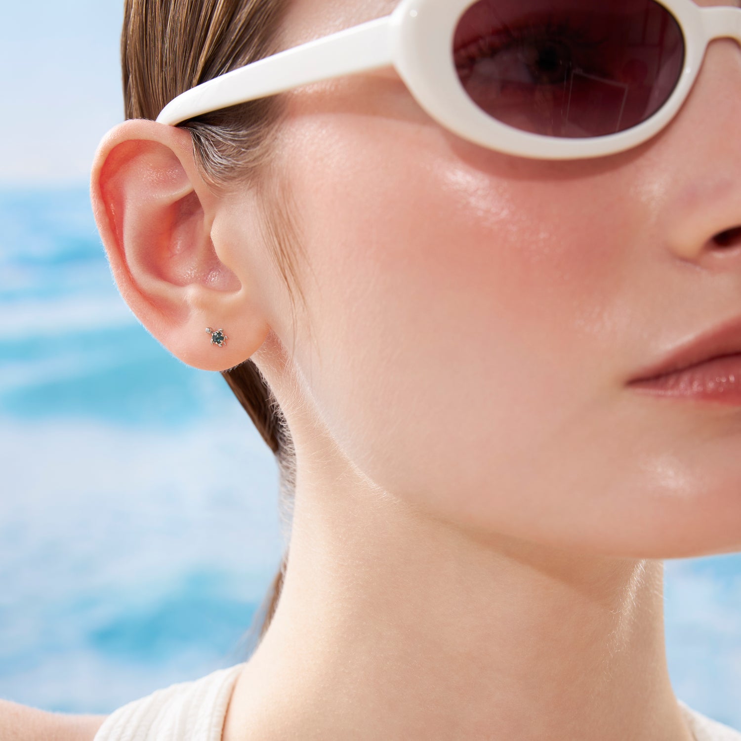 Color:White Gold
Option:Single
Option:Pair