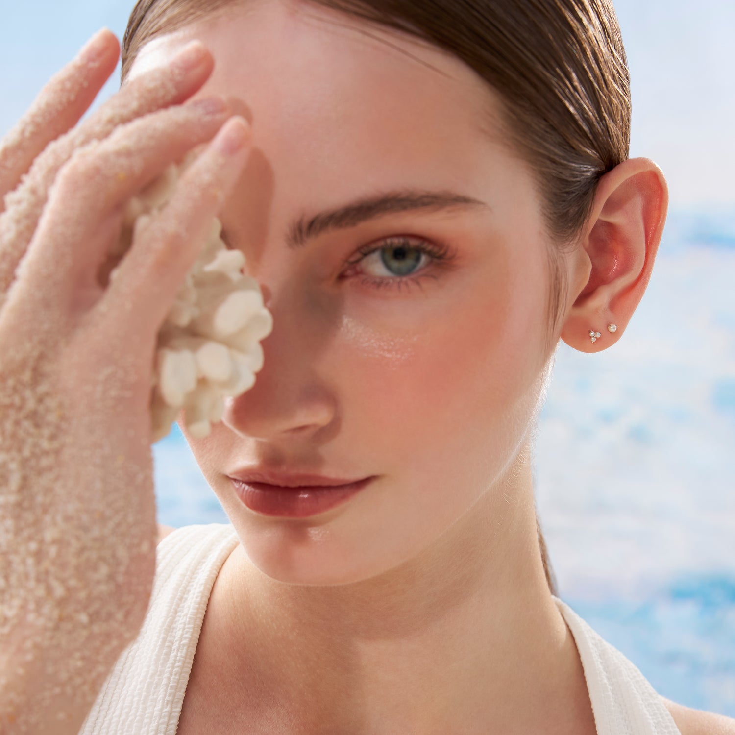 Color:White Gold
Option:Single
Option:Pair