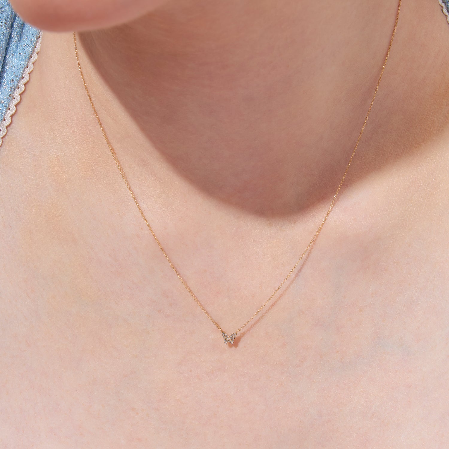 14K Massivt Guld Mini Pavé Diamant Sommerfugle Halskæde