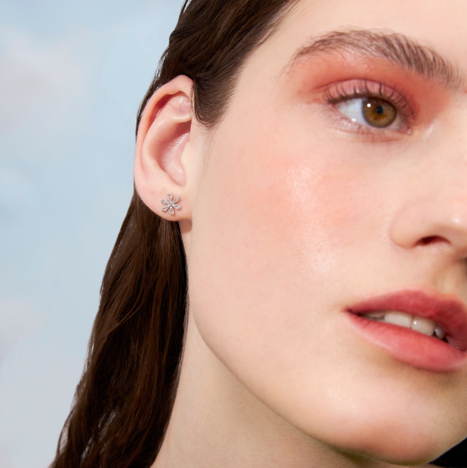 Color:White Gold
Post Length:6.5mm
Post Length:5mm
Post Length:8mm