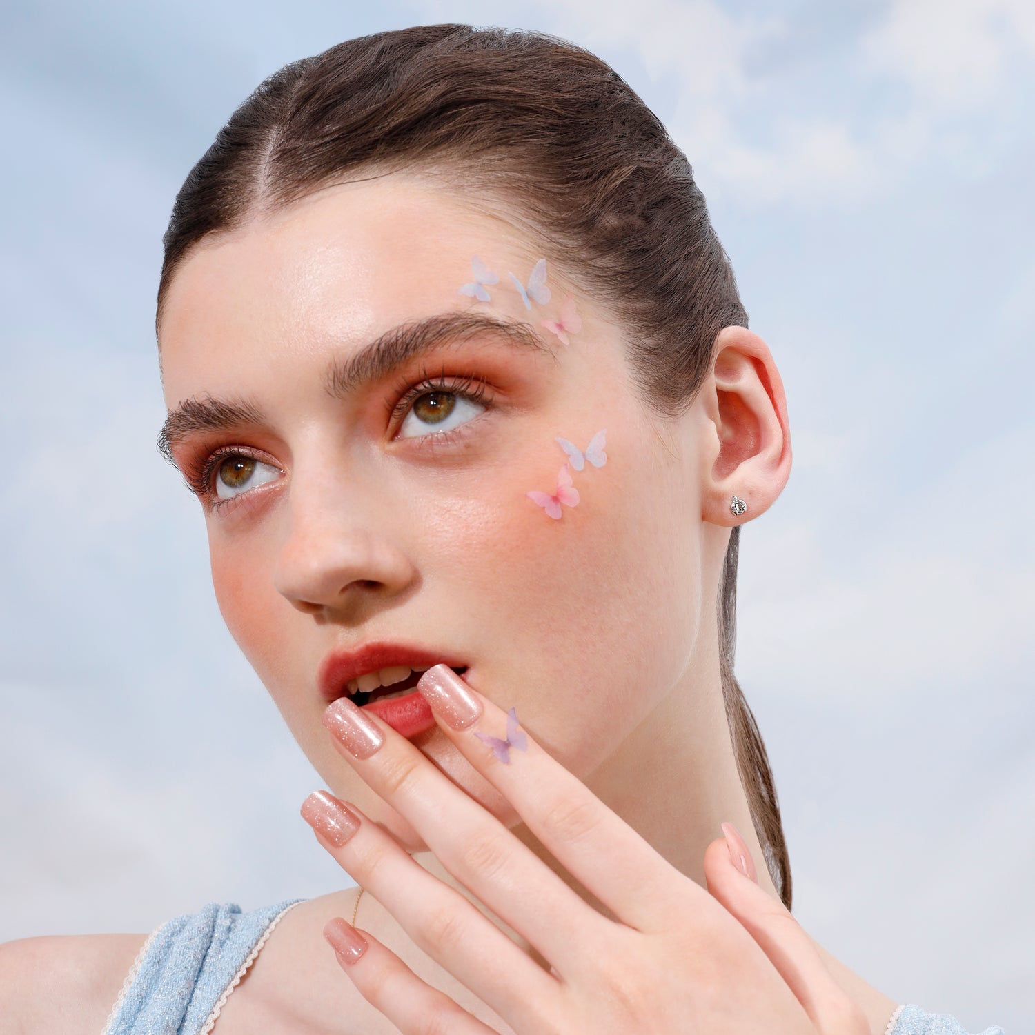 Color:White Gold
Post Length:6.5mm
Post Length:5mm
Post Length:8mm