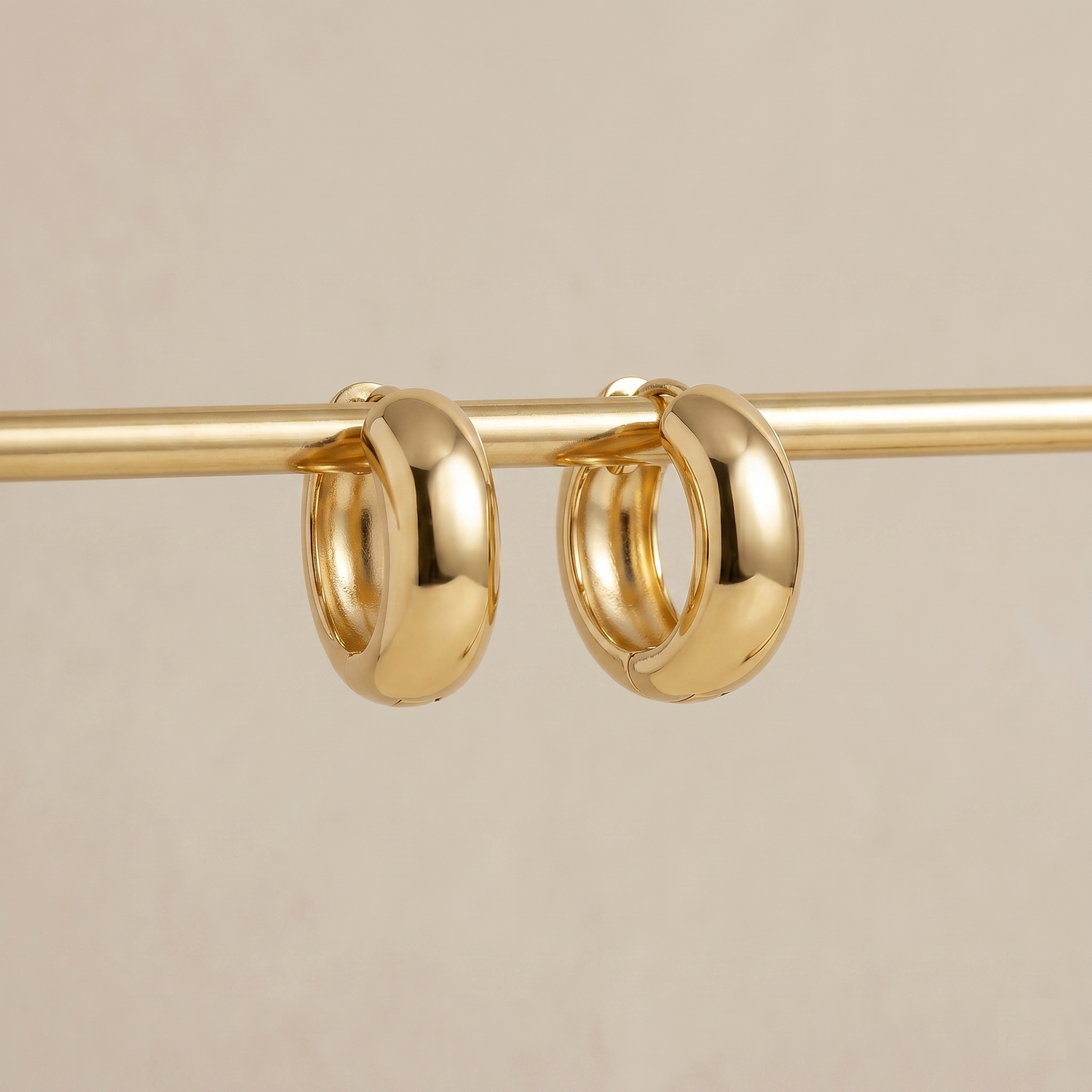 Chunky Medium Huggie Hoop Earrings