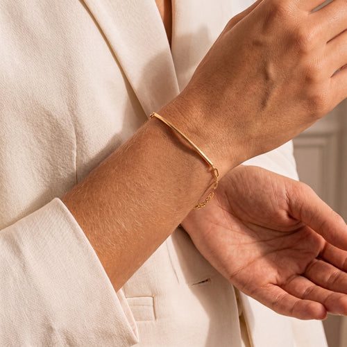 Curve Bar Link Chain Bracelet