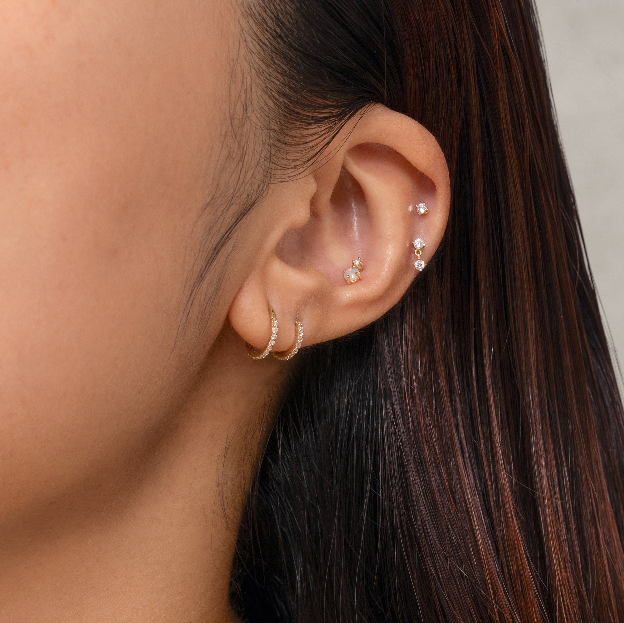 Color:Yellow Gold
Option:Single
Option:Pair