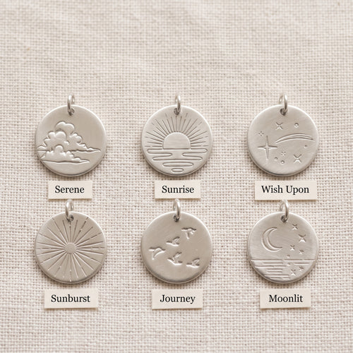 Kalung Cahaya Langit yang Dipersonalisasi