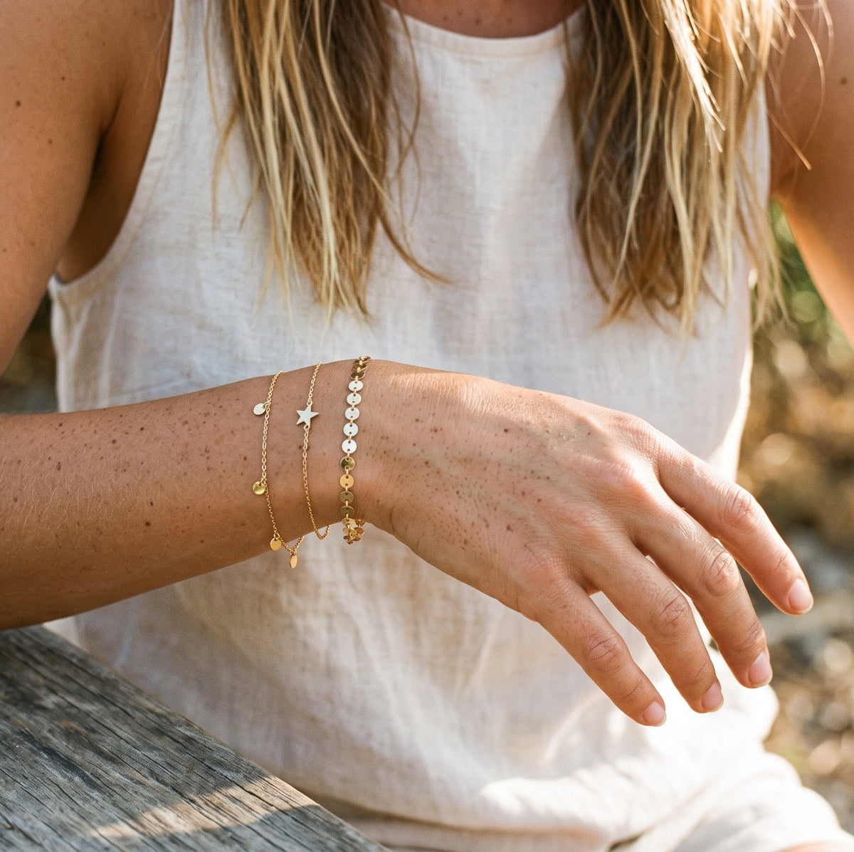 Color:Gold