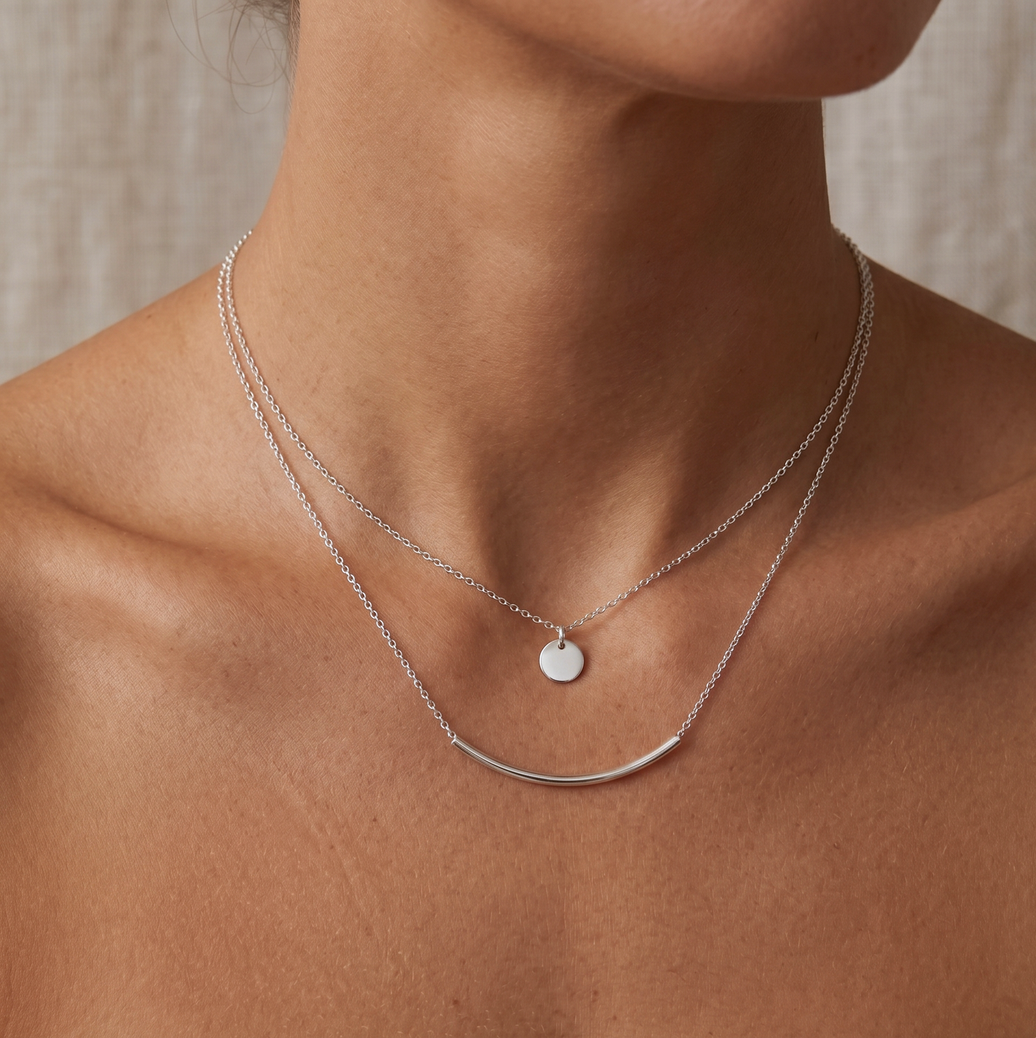 Little Disc Choker Necklace