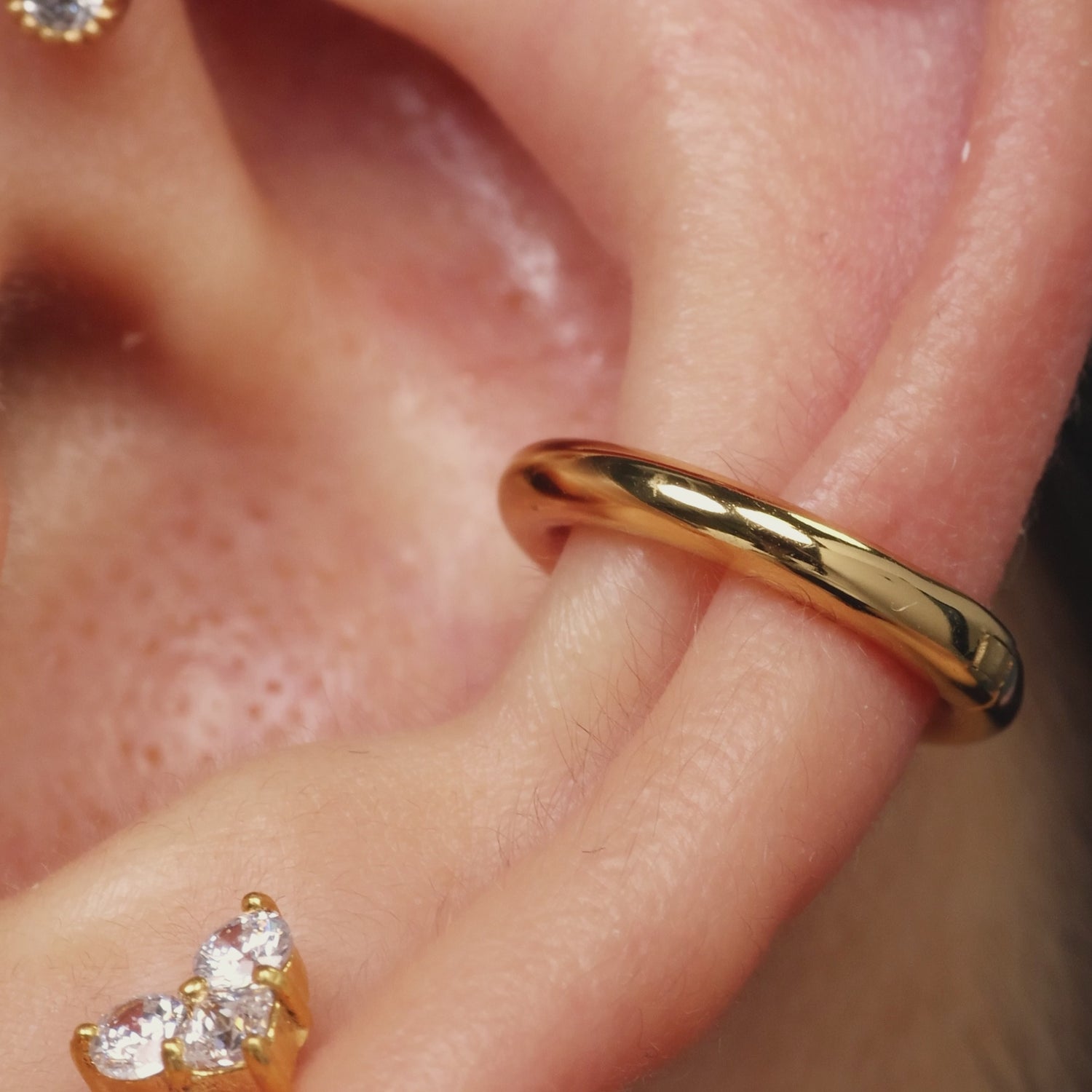 Color:Gold