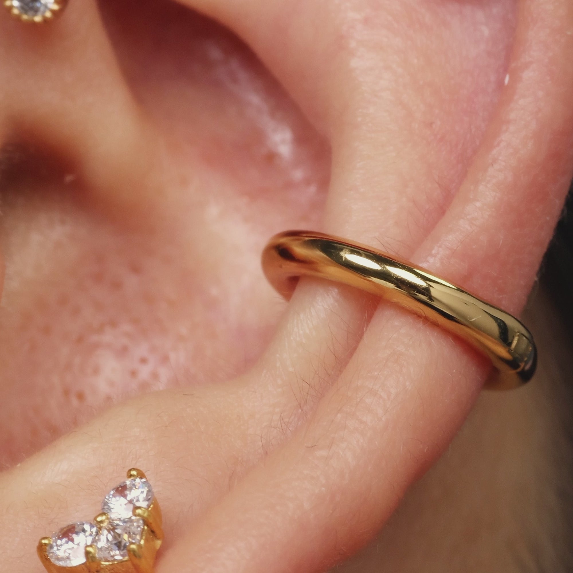 Color:Gold