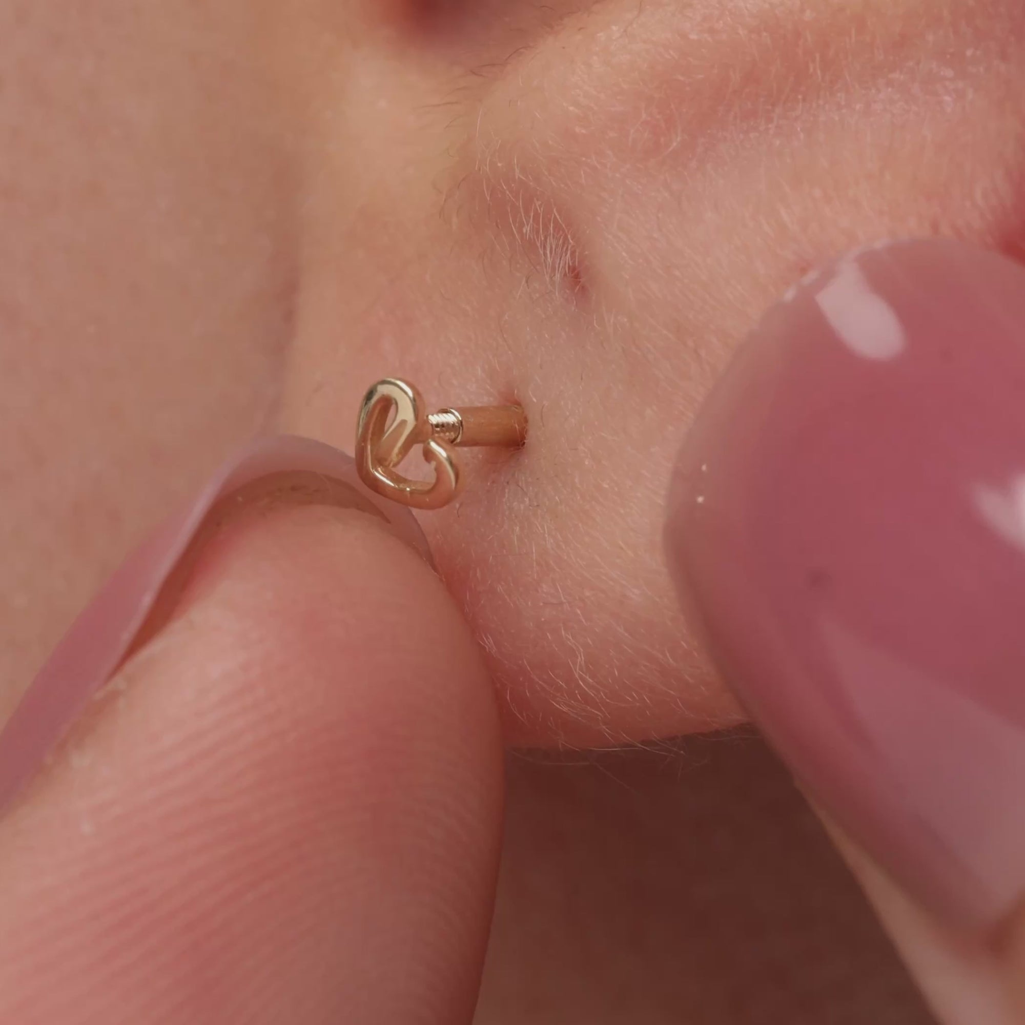 Color:Yellow Gold
Option:Single
Option:Pair