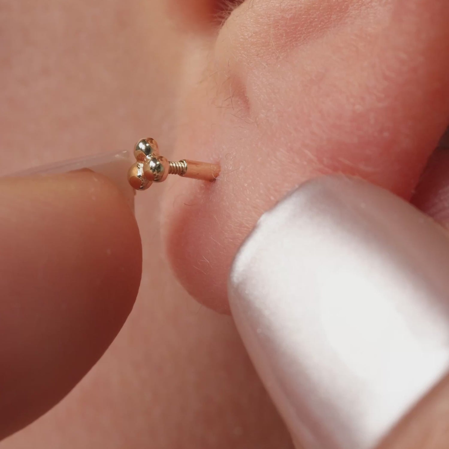 Color:Yellow Gold
Post Length:6.5mm
Post Length:5mm
Post Length:8mm