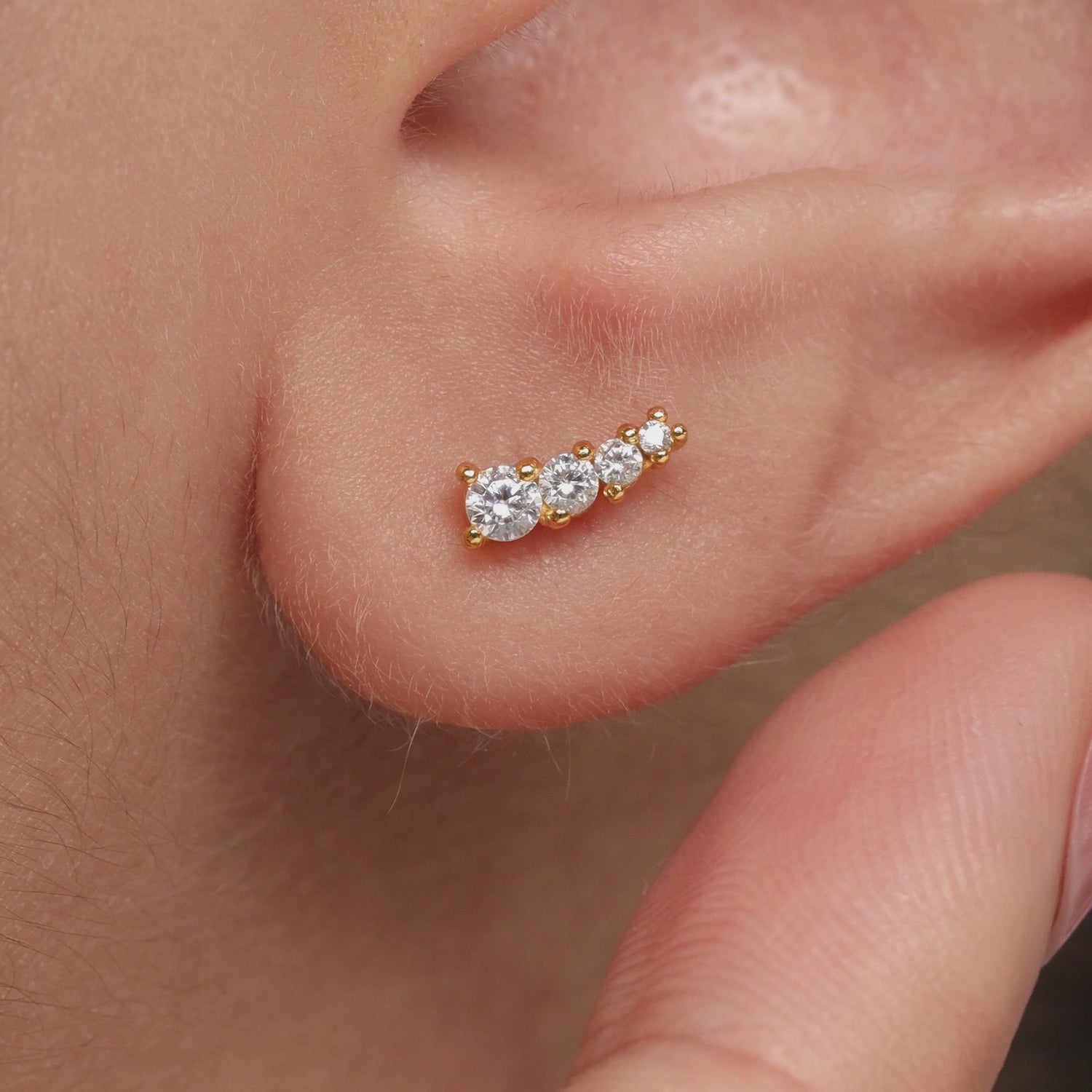 Color:Gold
Option:Single
Option:Pair