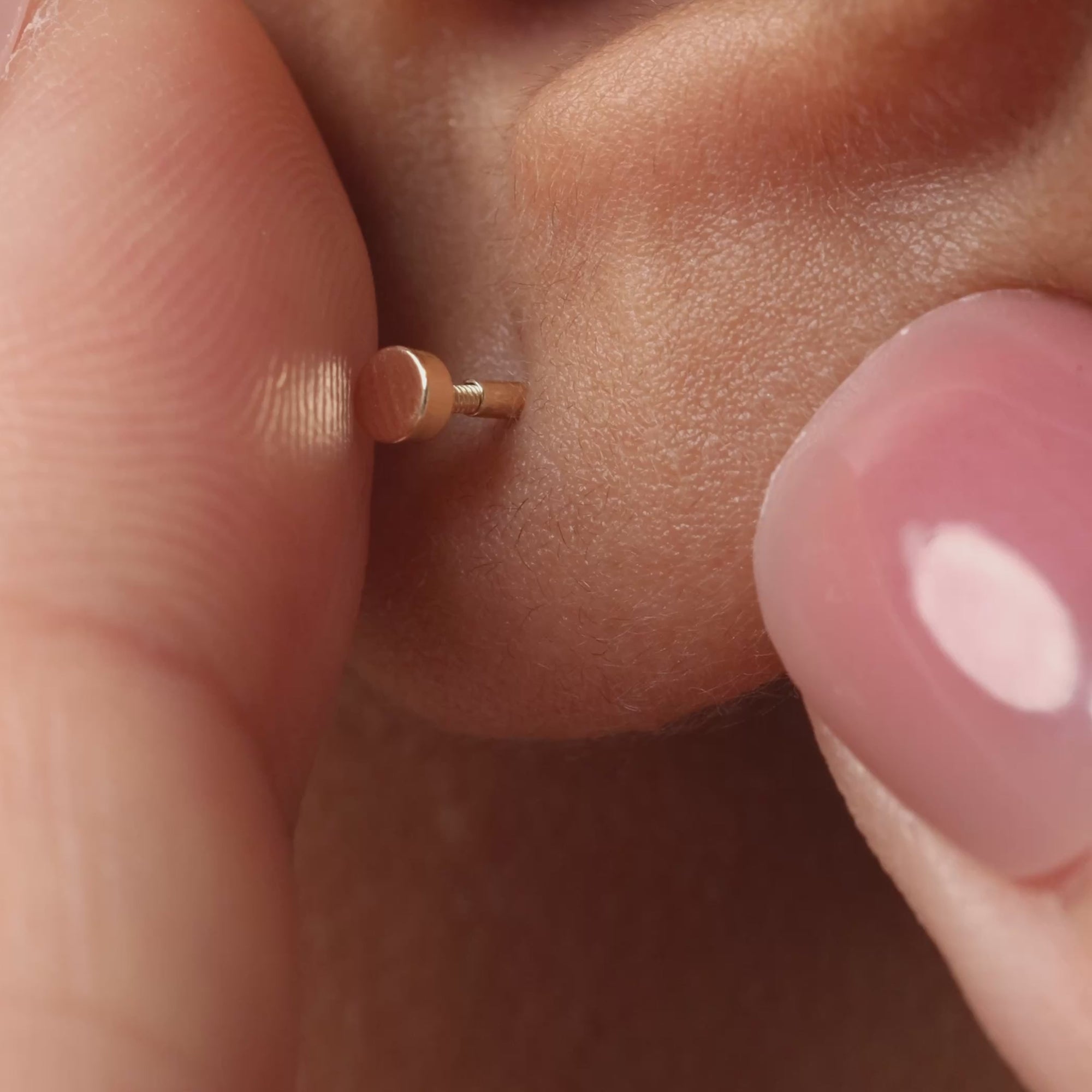 Color:Yellow Gold
Post Length:6.5mm
Post Length:5mm
Post Length:8mm