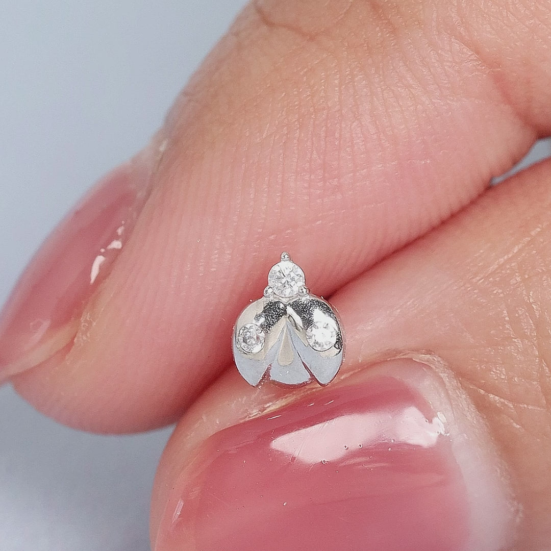 Color:White Gold