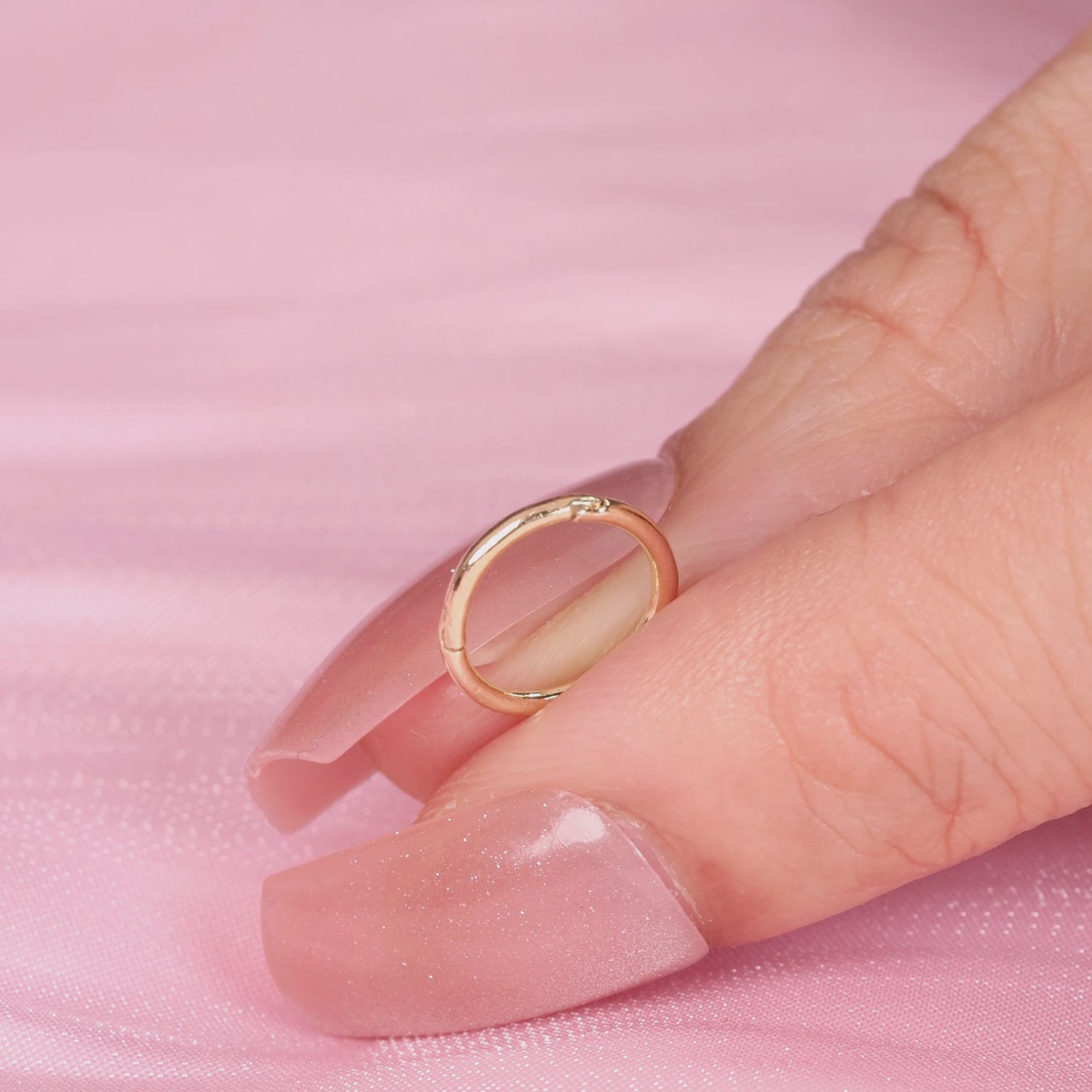 Color:Yellow Gold