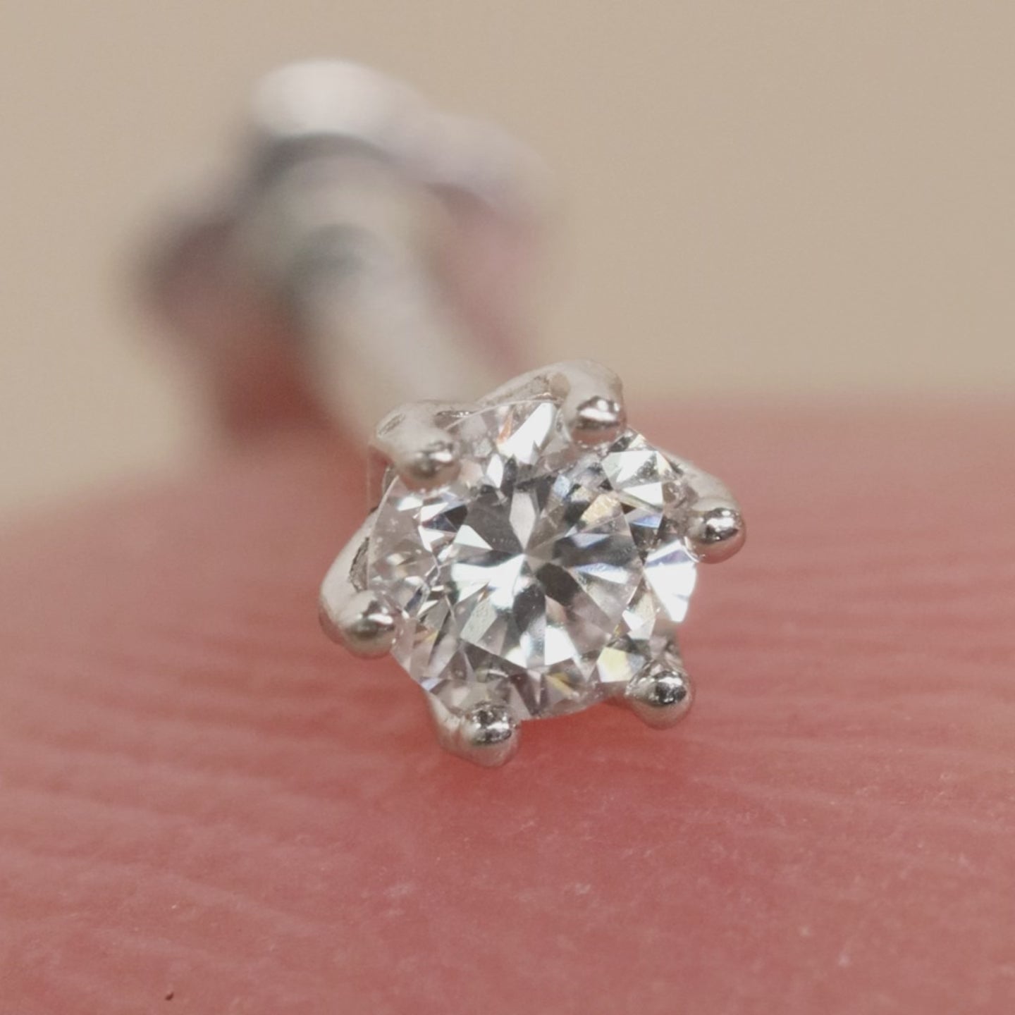 Color:White Gold