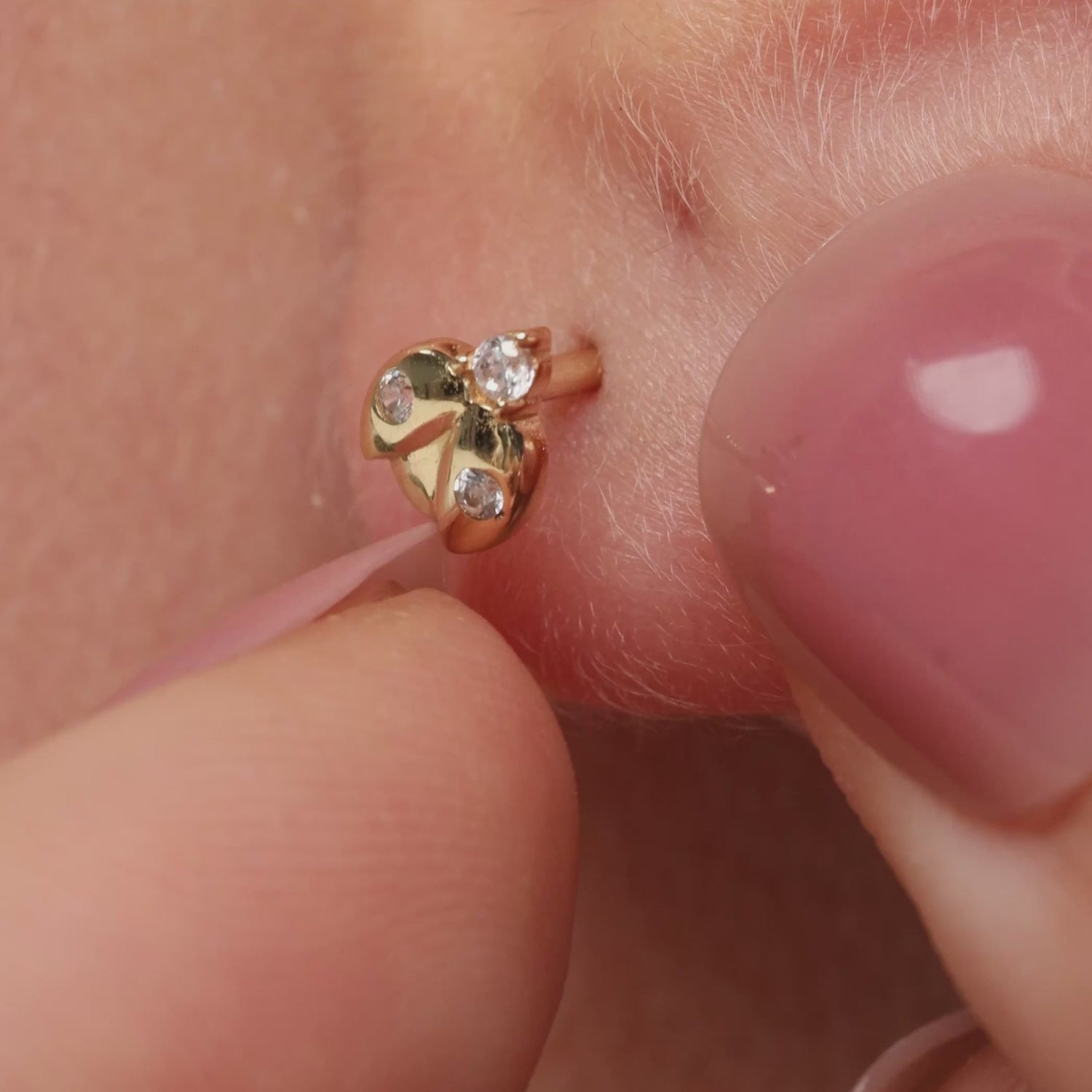 Color:Yellow Gold
Post Length:6.5mm
Post Length:5mm
Post Length:8mm