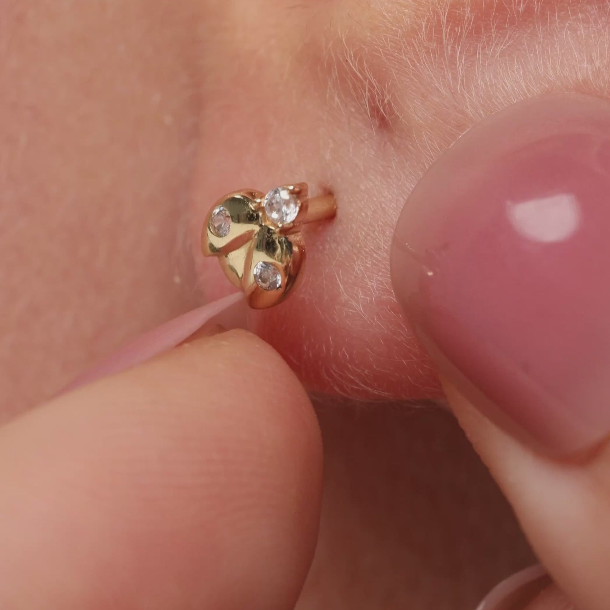 Color:Yellow Gold
Post Length:6.5mm
Post Length:5mm
Post Length:8mm