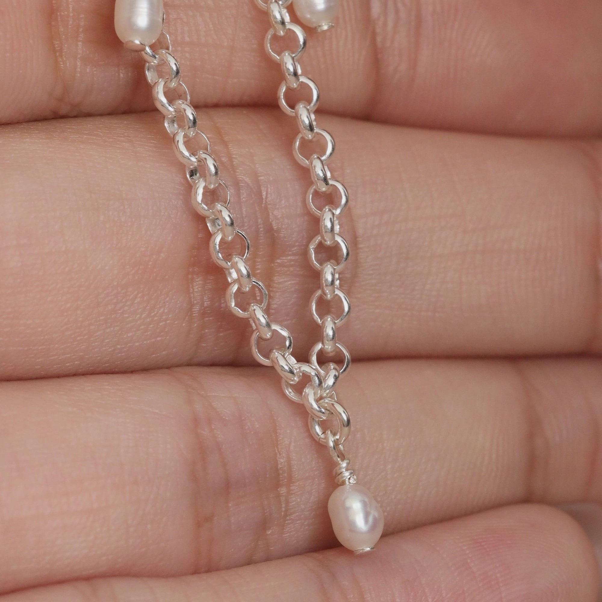 Color:Silver