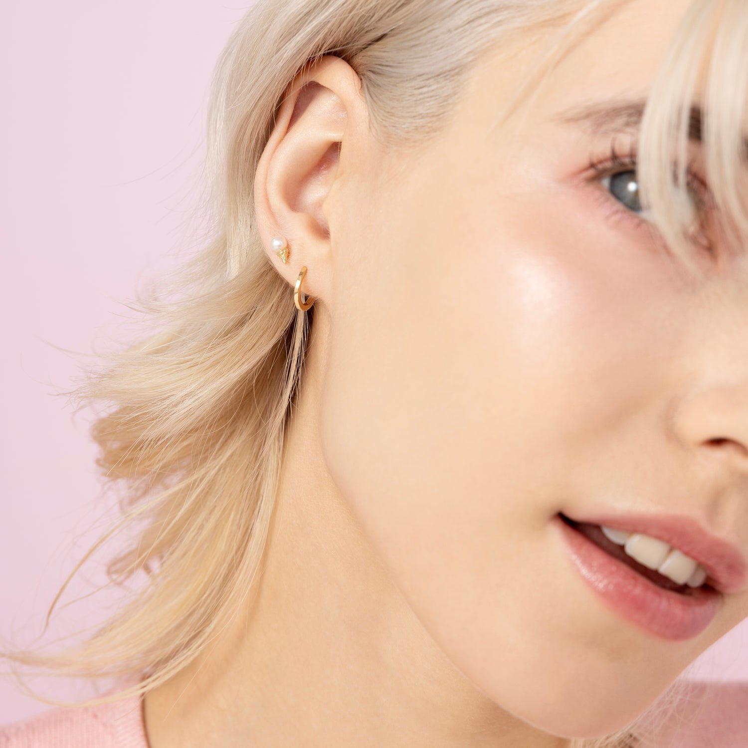 Pendiente Flatback de Cono de Helado con Perla de Agua Dulce en Oro Macizo de 14K