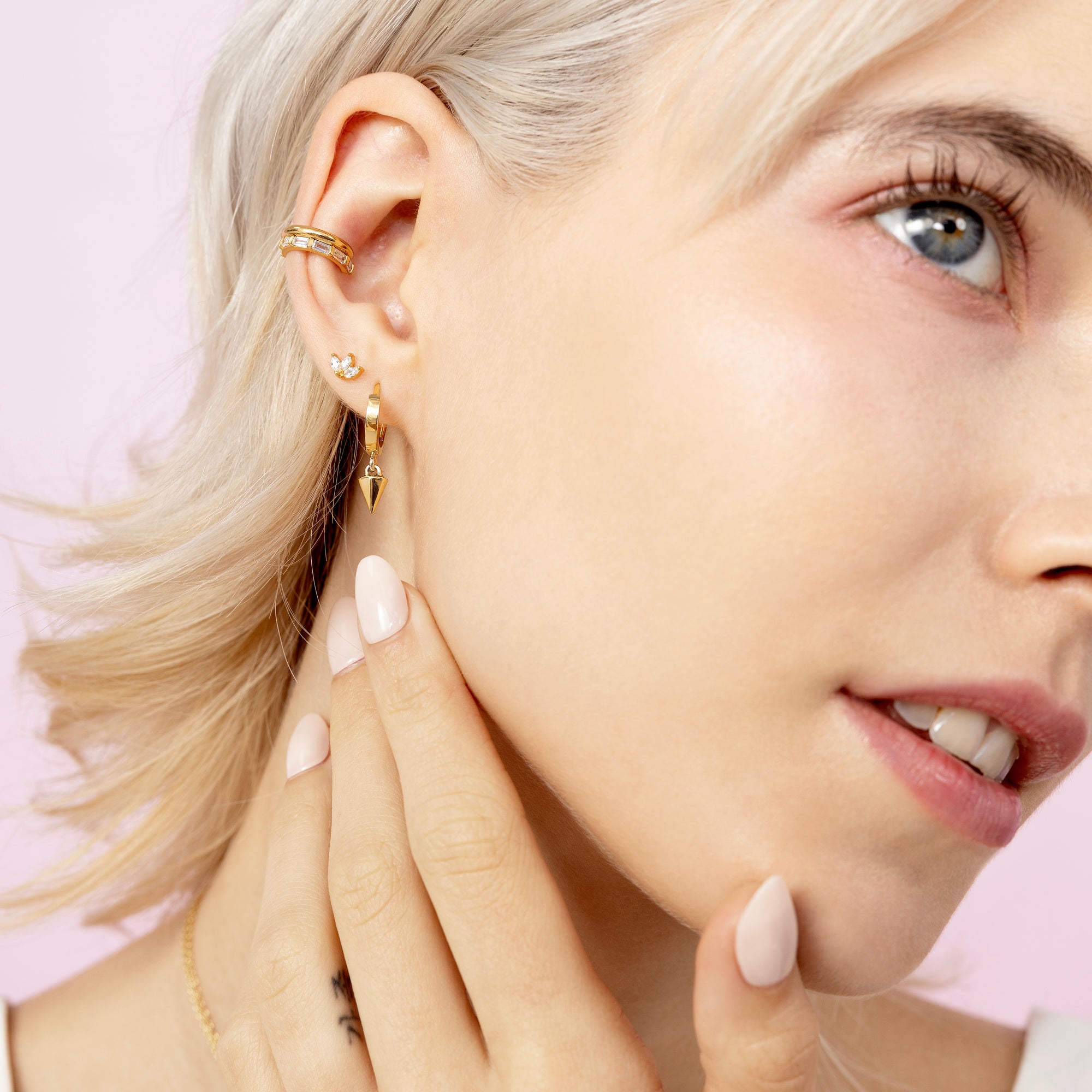 Color:Yellow Gold
Post Length:6.5mm
Post Length:5mm
Post Length:8mm