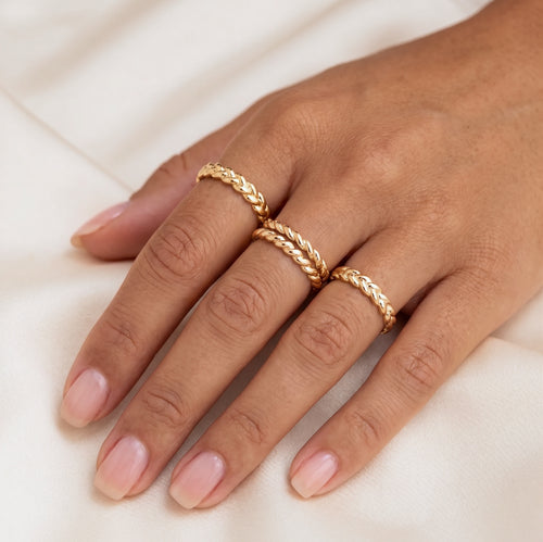 Cincin Emas Anyaman