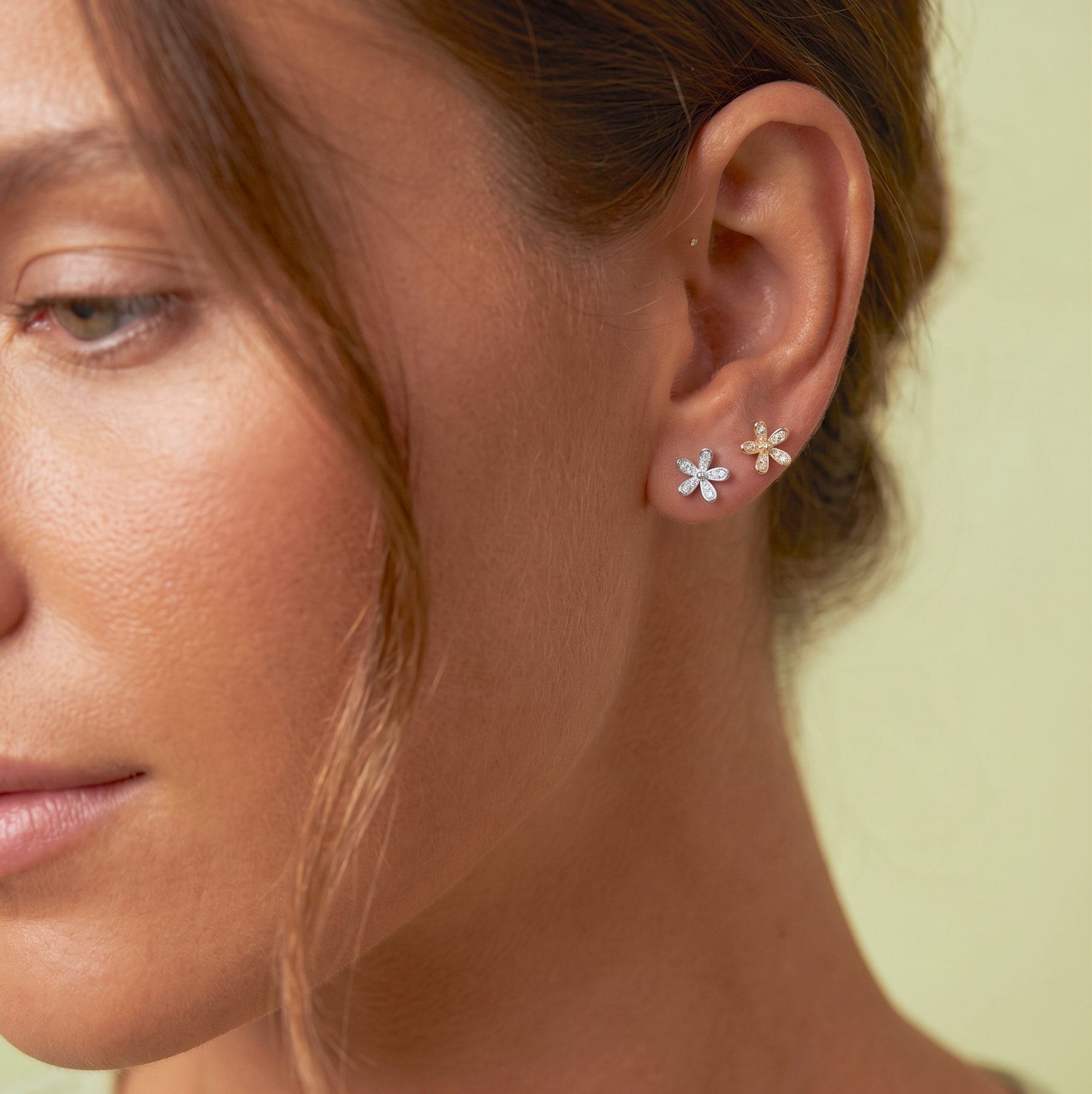 14K Solid Gold Floraison Pavé Diamond Flatback Earring