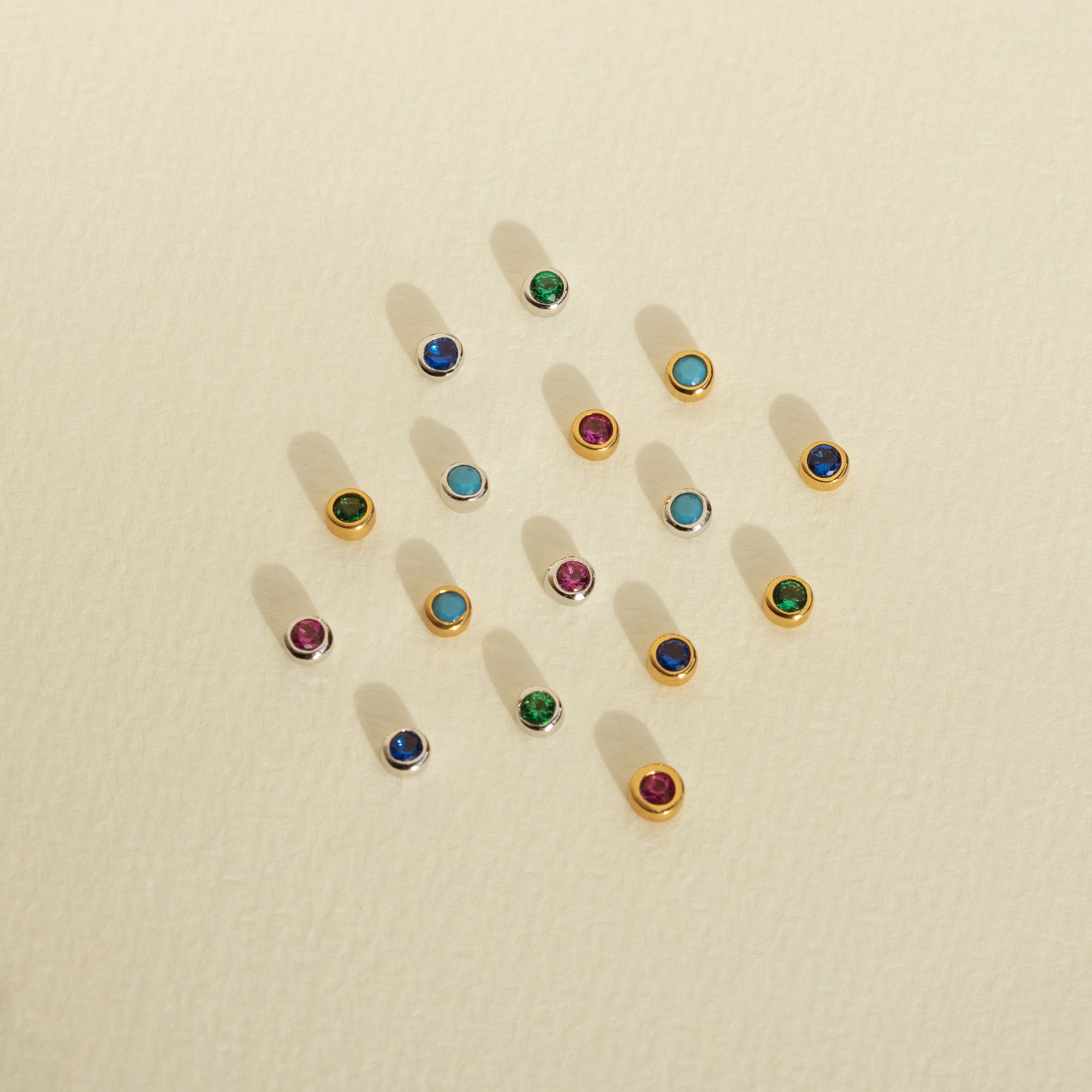 Color:Gold
Color:Silver