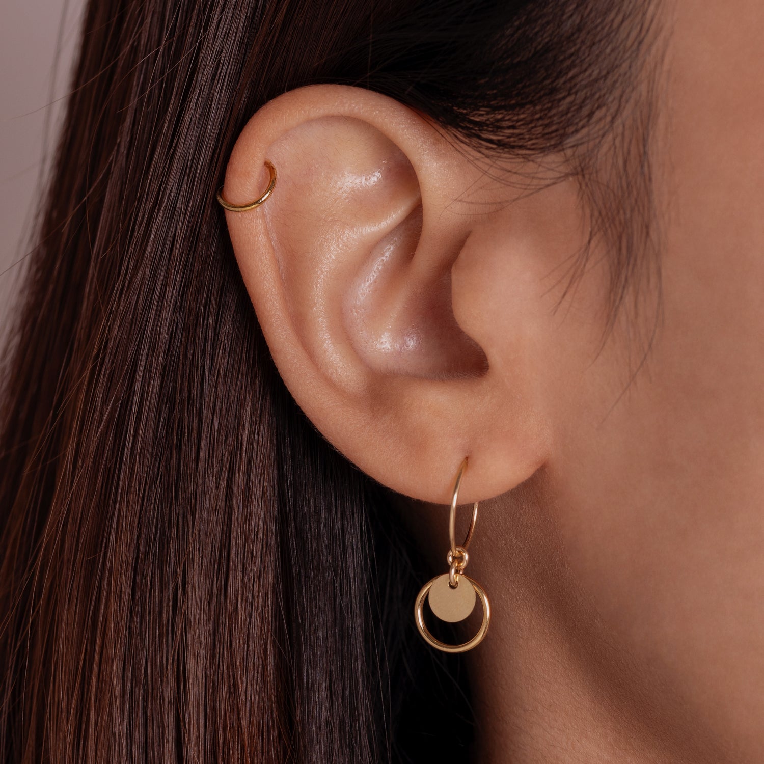 Saturn Disc Hoop Earrings – J&CO Jewellery