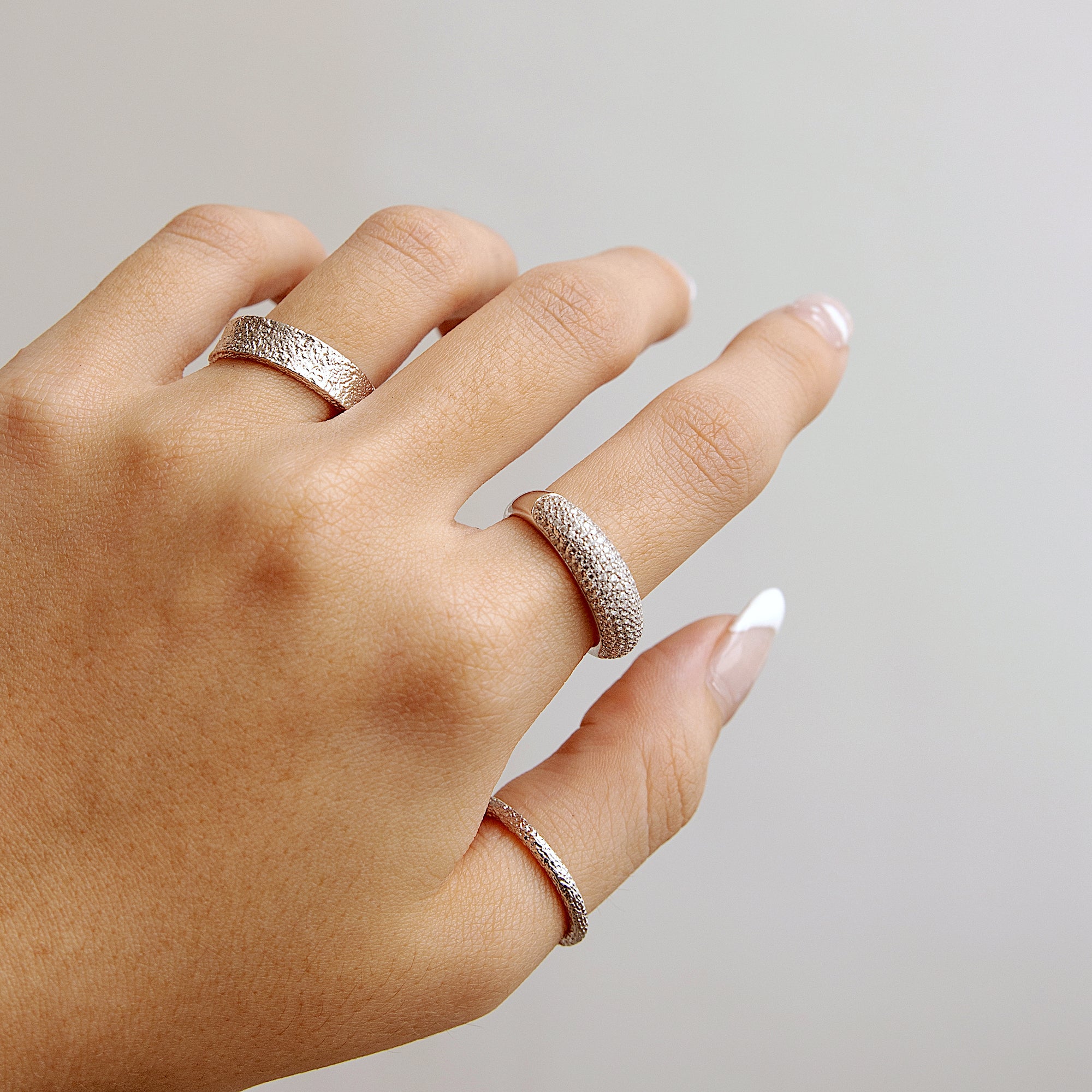 Anello Impilabile con Finitura Vintage in Argento