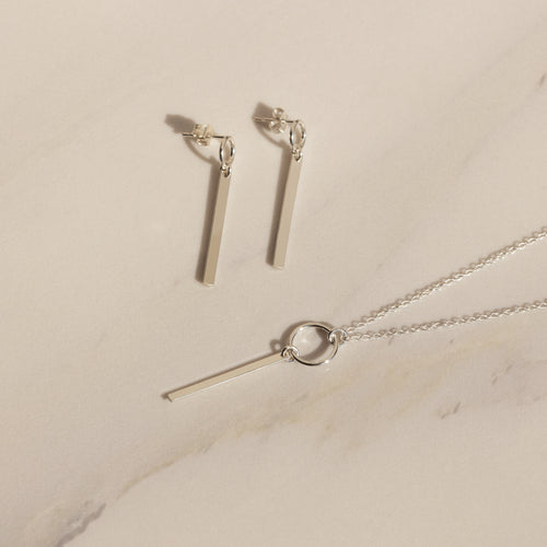 Circle Bar Necklace