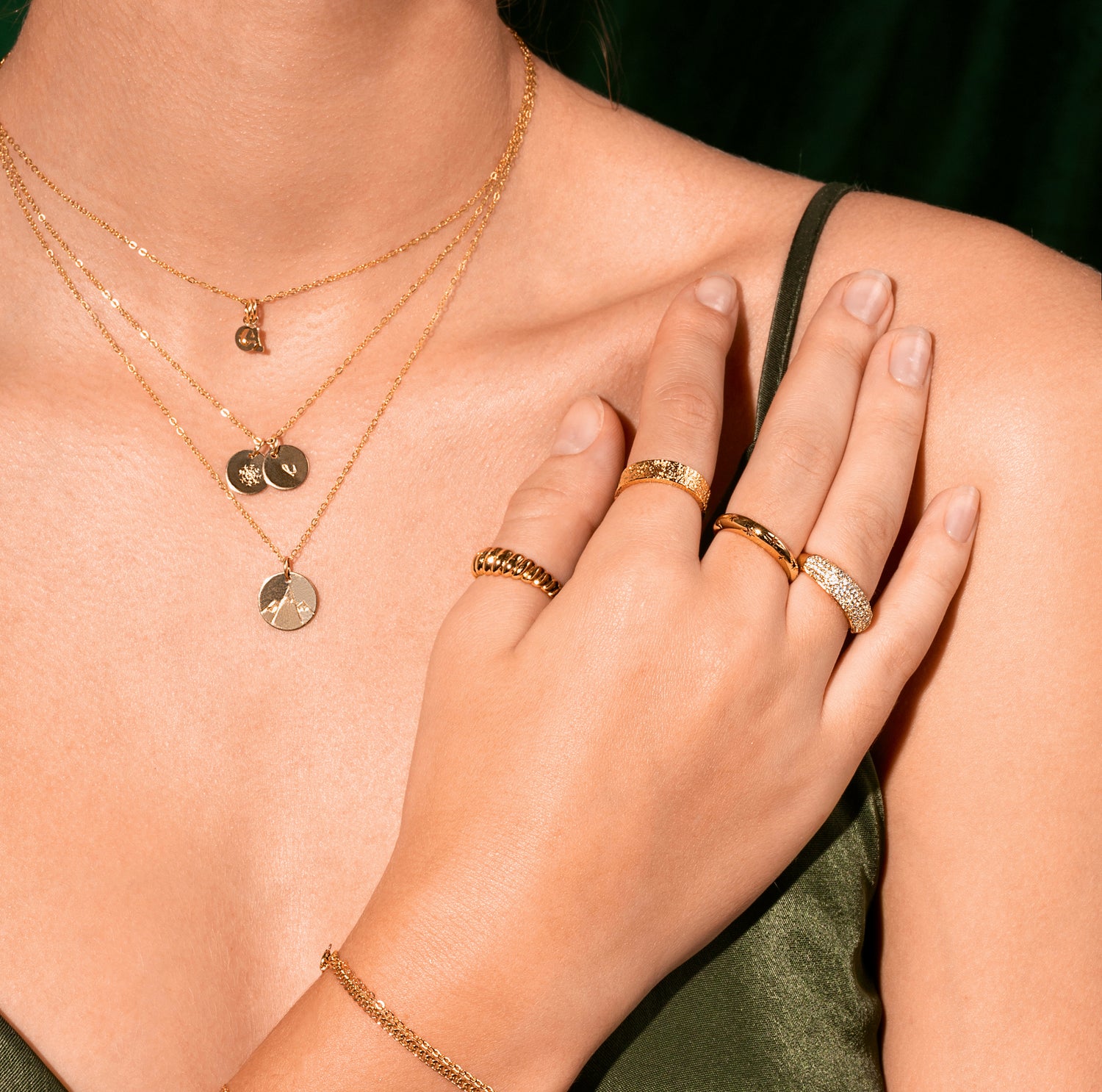 牛角包圓頂戒指 金色