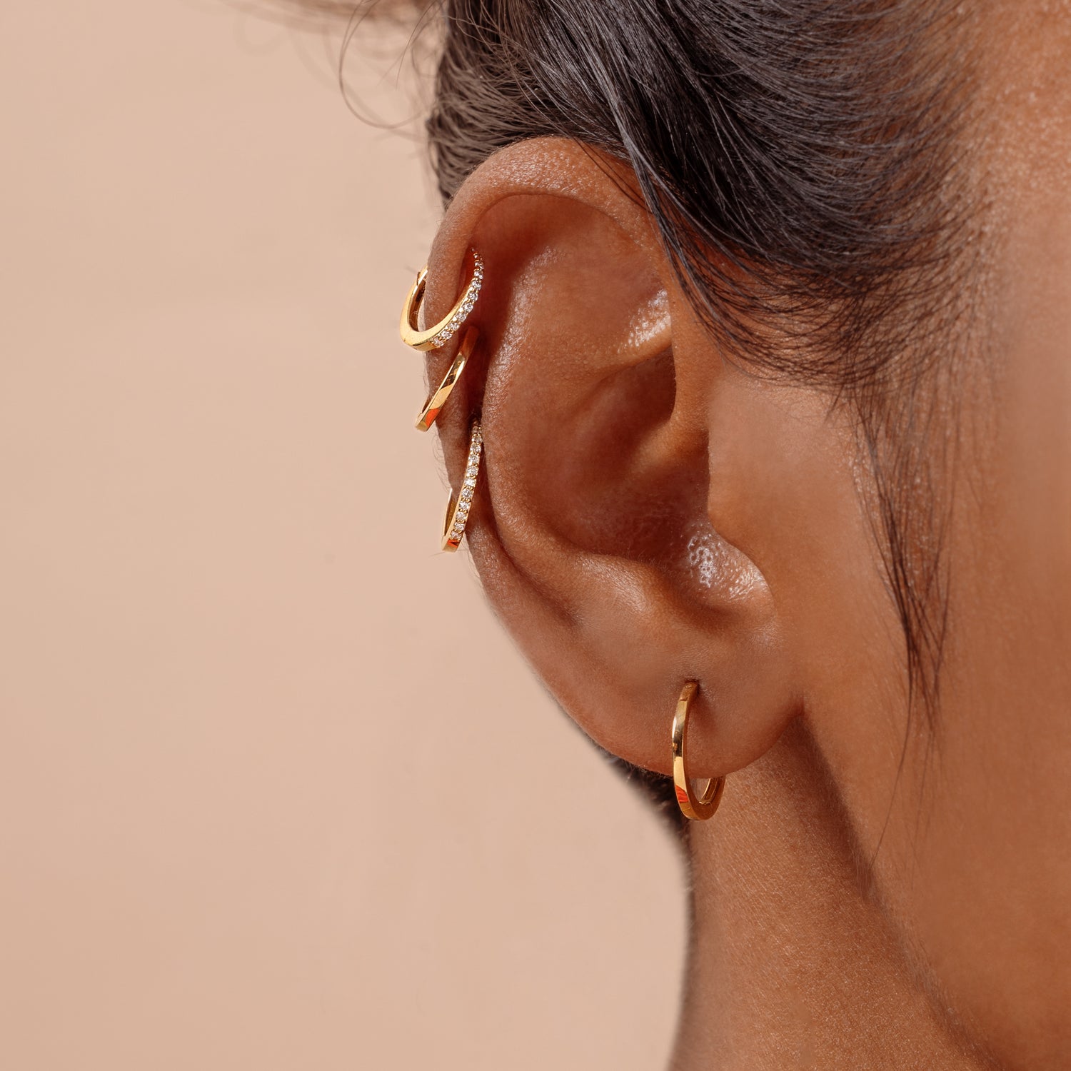 8mm white on sale gold hoop earrings