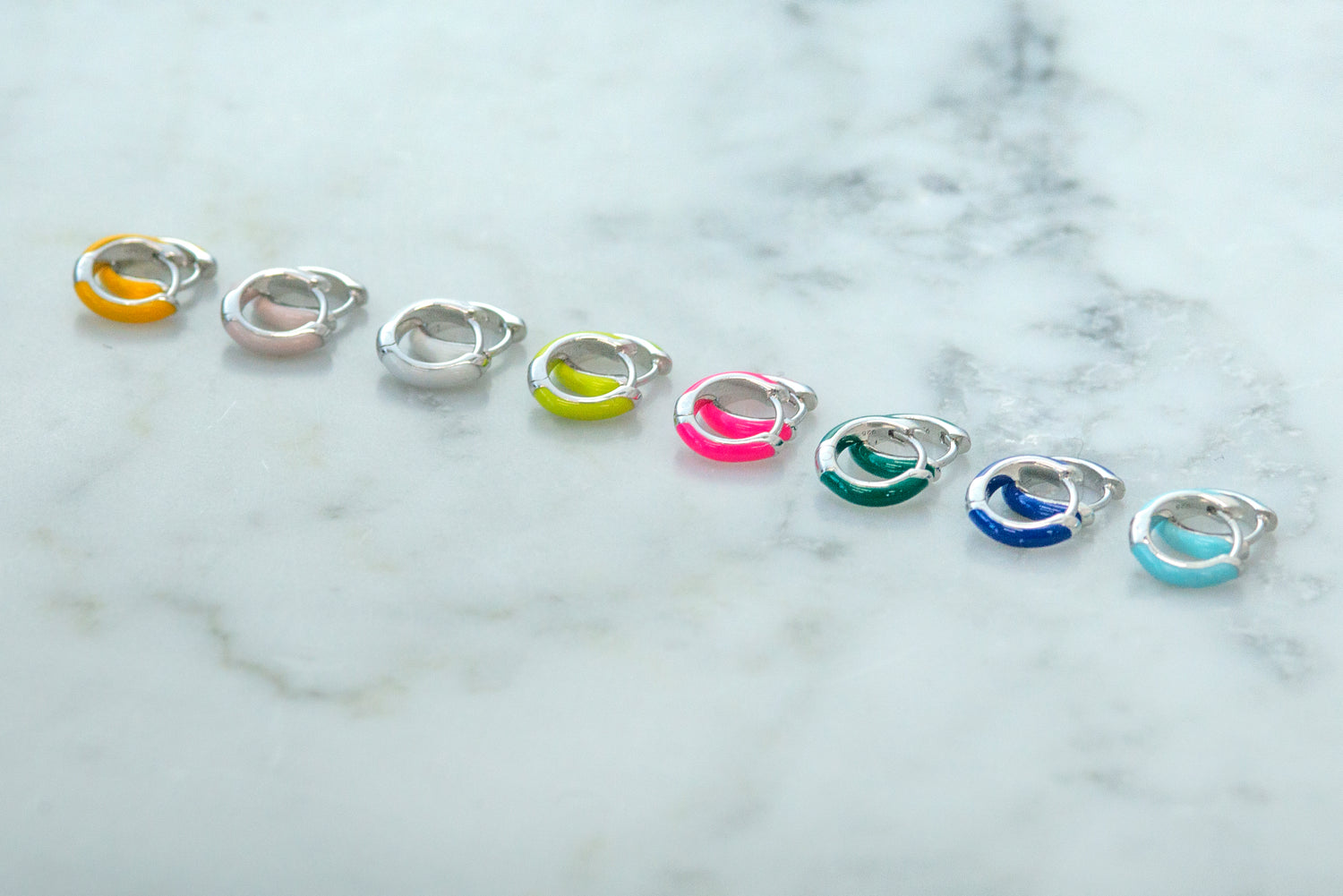 檸檬黃抱抱圈耳環