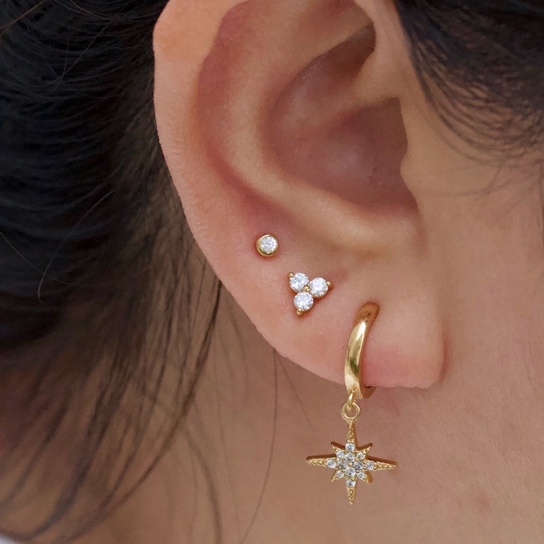 迷你 CZ 邊框釘式耳環