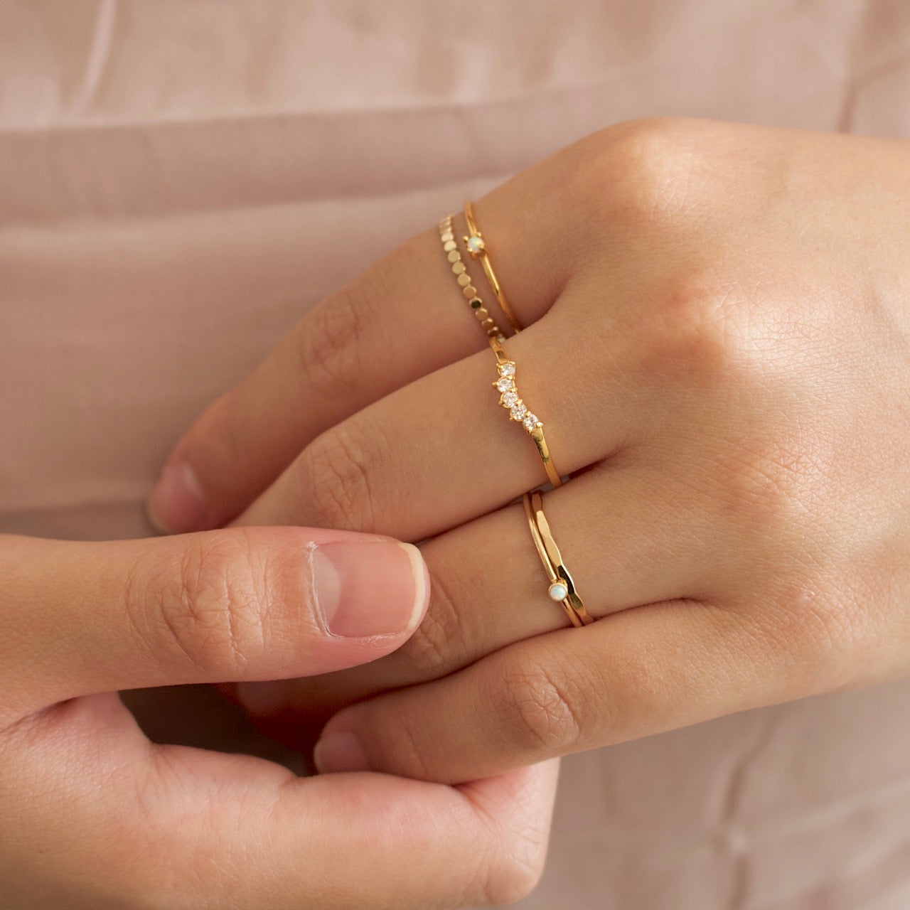 Gold shop band ring