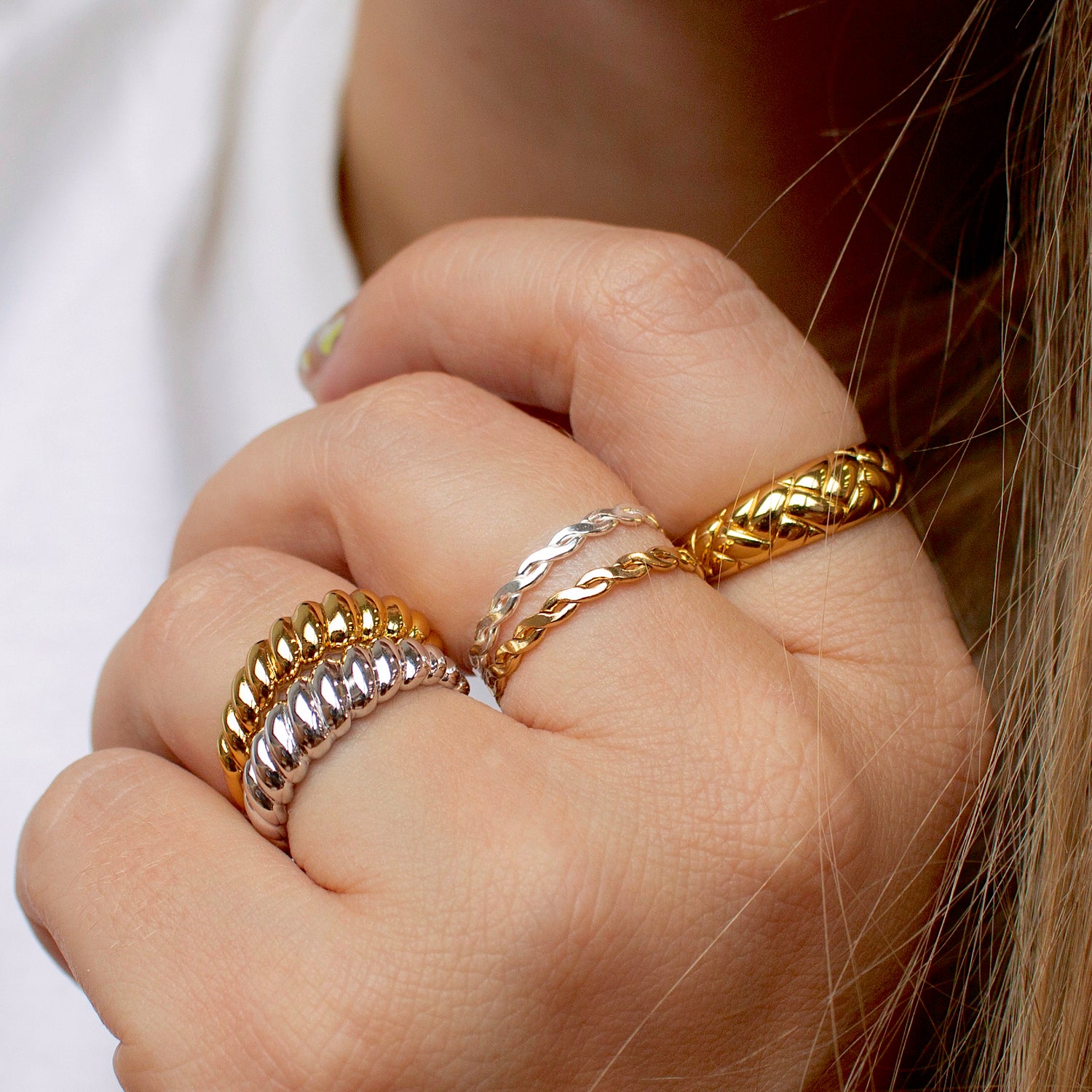 Croissant Dome Ring Gold J CO Jewellery