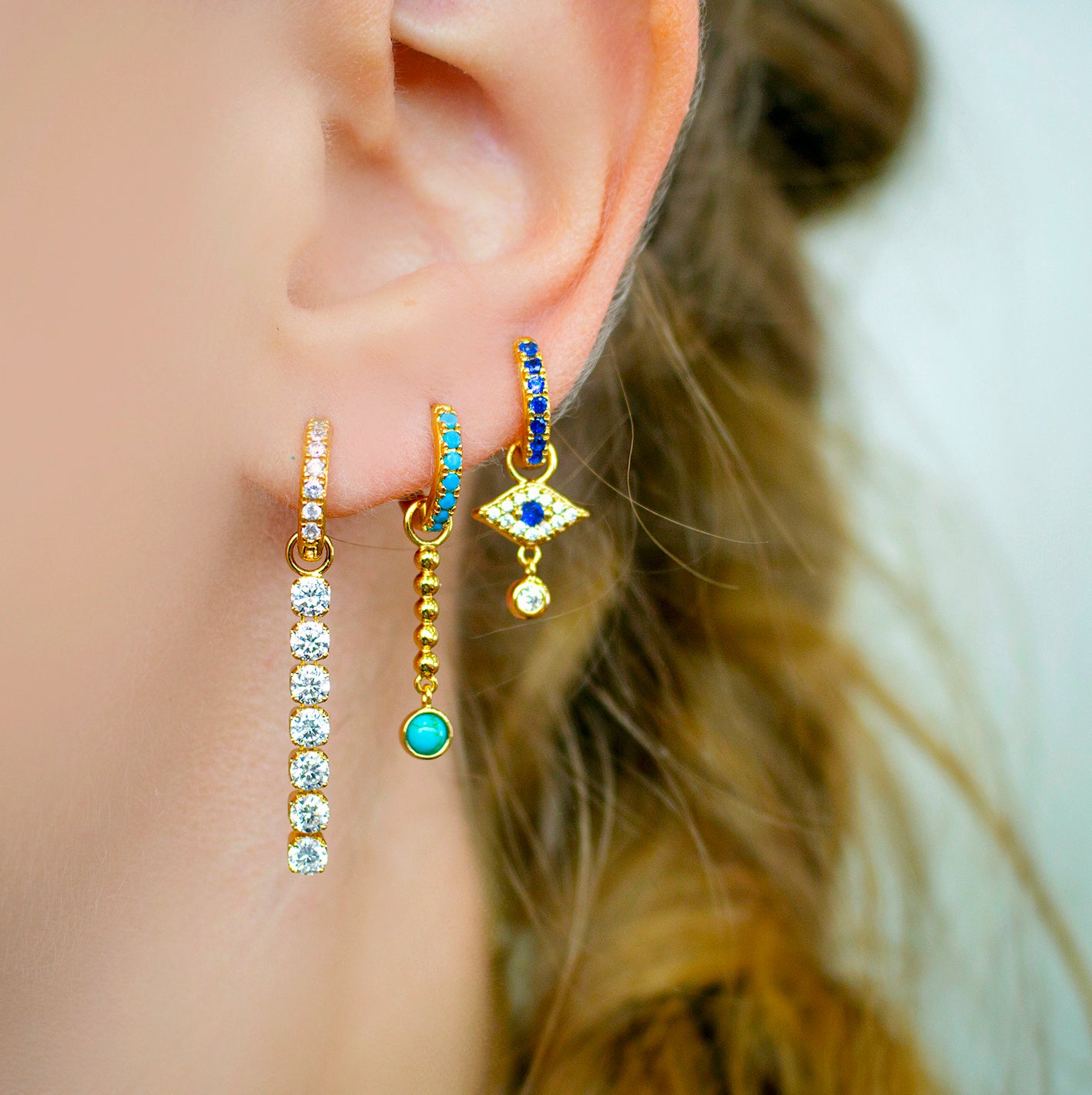 (เดี่ยว) ต่างหูห่วงฮักกี้สีฟ้าน้ำทะเล