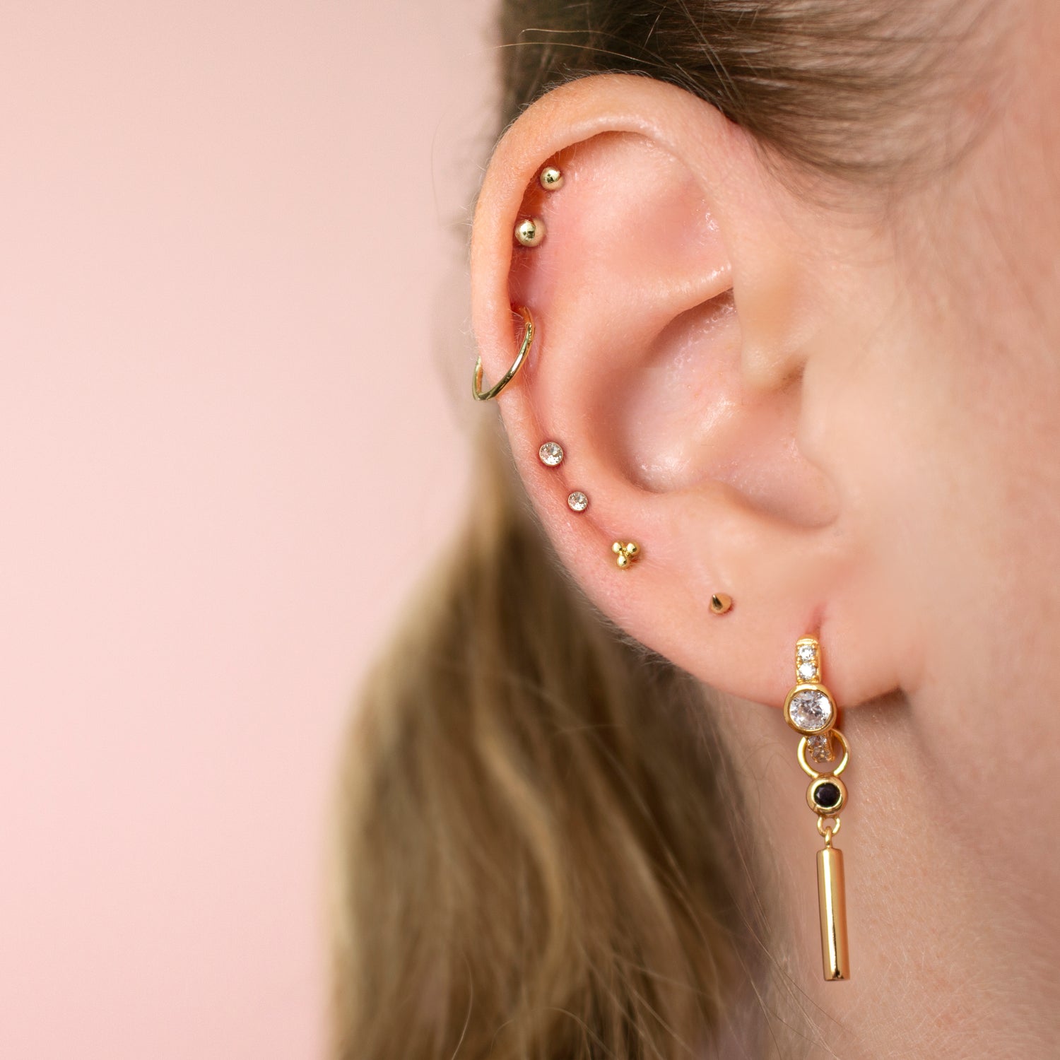 Black Bezel Bar Charm