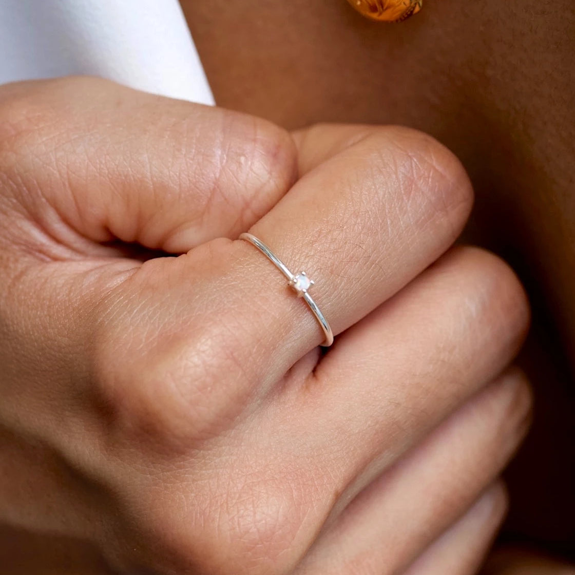 Minimal Opal Ring Sølv