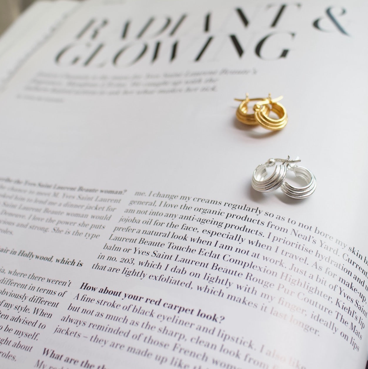 Color:Gold
Color:Silver