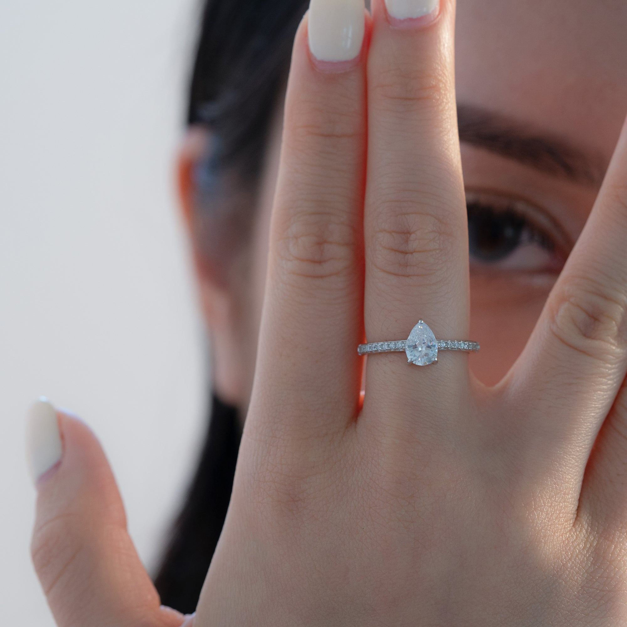 Lágrima Pave Pave Ring Silver